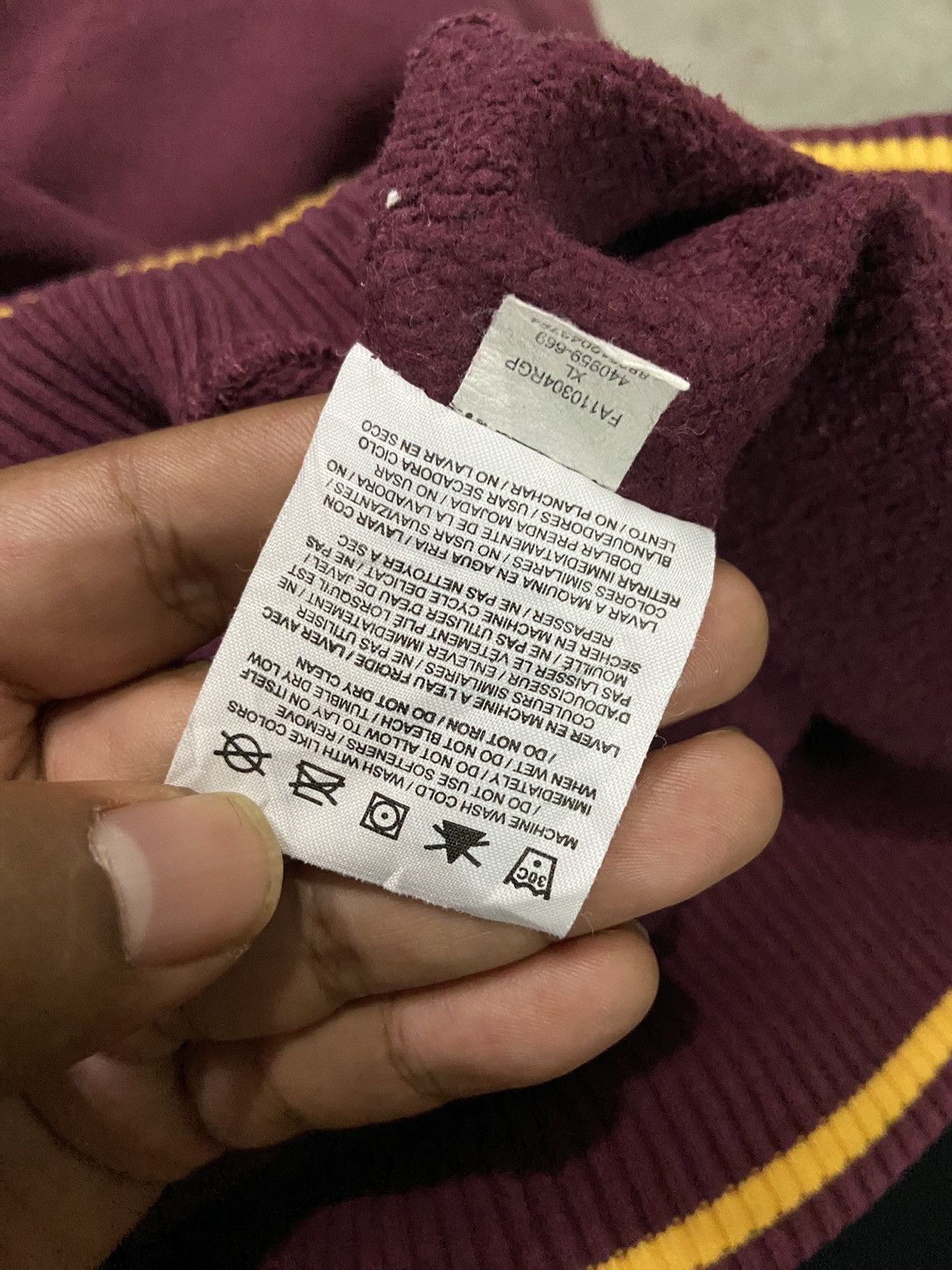 Nike × Vintage Vintage Y2K Nike Minosotta Half Zipped Sweater Size US L / EU 52-54 / 3 - 14 Thumbnail