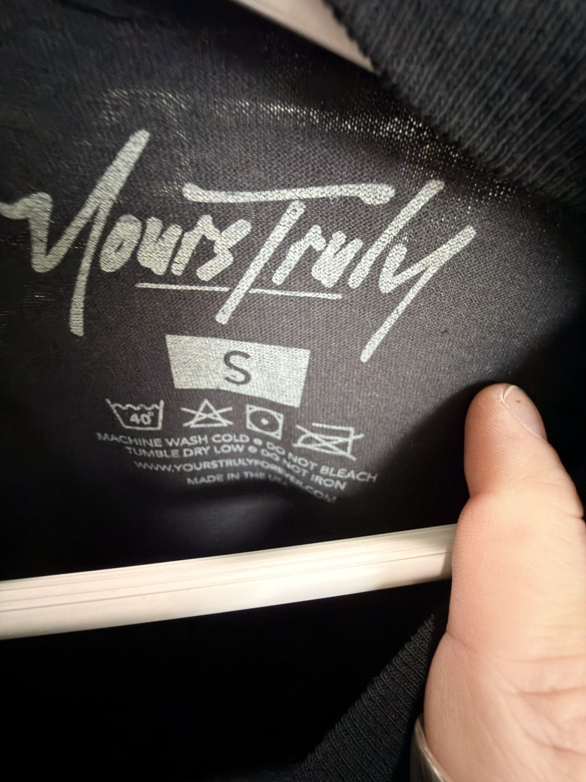 Other Yours Truly Fake Smiles Size US S / EU 44-46 / 1 - 4 Thumbnail