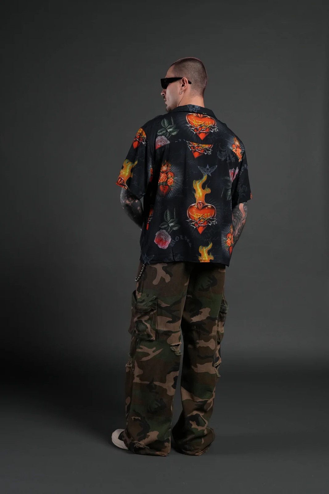 Darc Sport SACRED PATH MID-LENGTH BUTTON UP Size US M / EU 48-50 / 2 - 5 Thumbnail