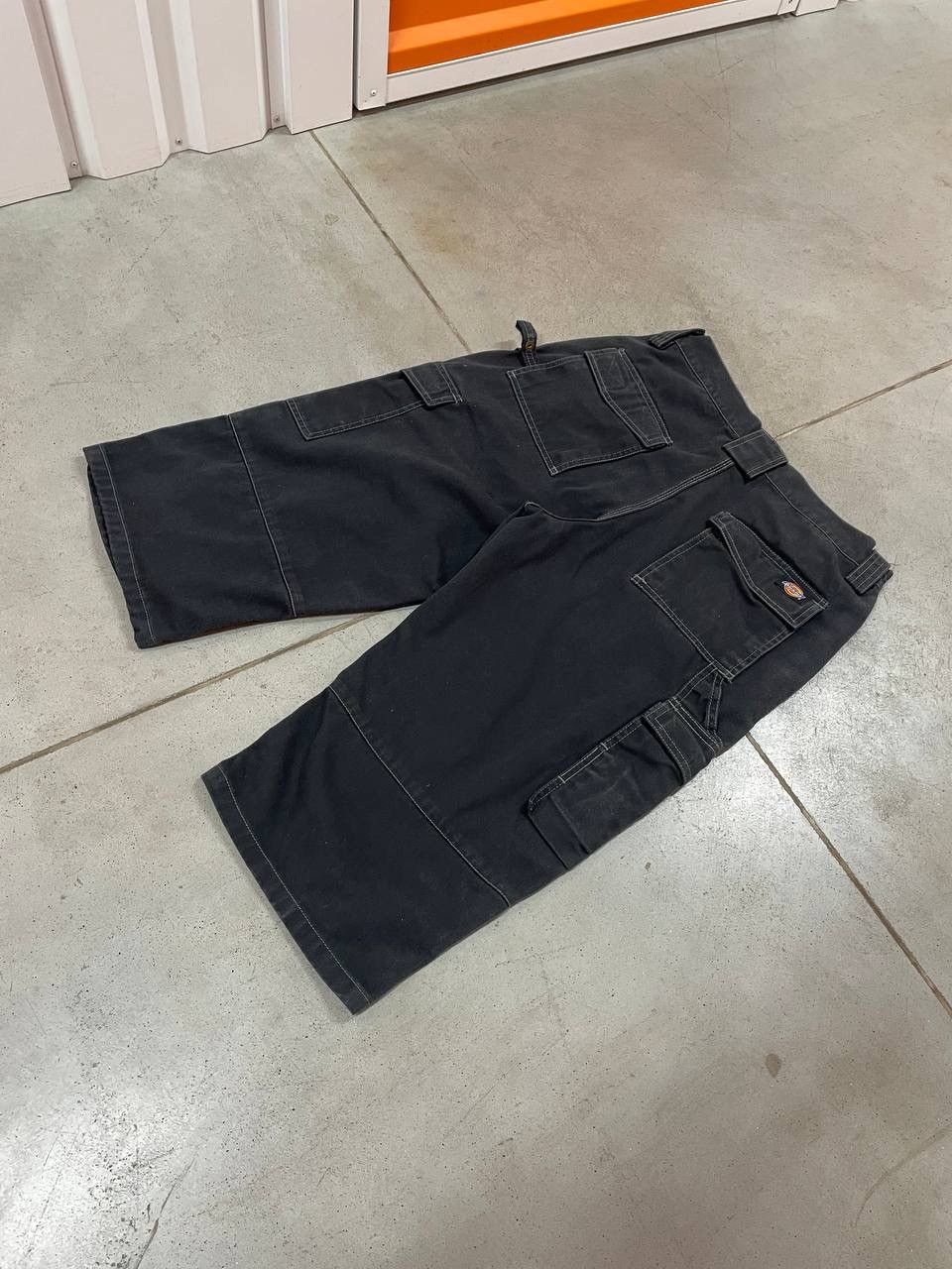 Dickies Vintage Dickies Cargo Shorts Bermuda Workwear Size US 34 / EU 50 - 4 Thumbnail