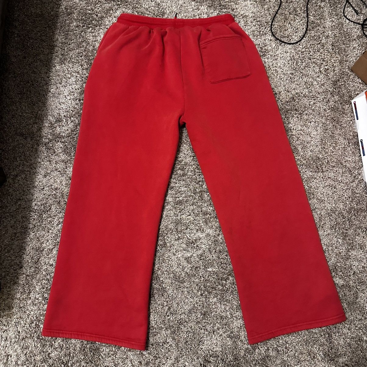 The GV Gallery Raspberry Hills Red Casamigo Sweats Size US 34 / EU 50 - 3 Thumbnail