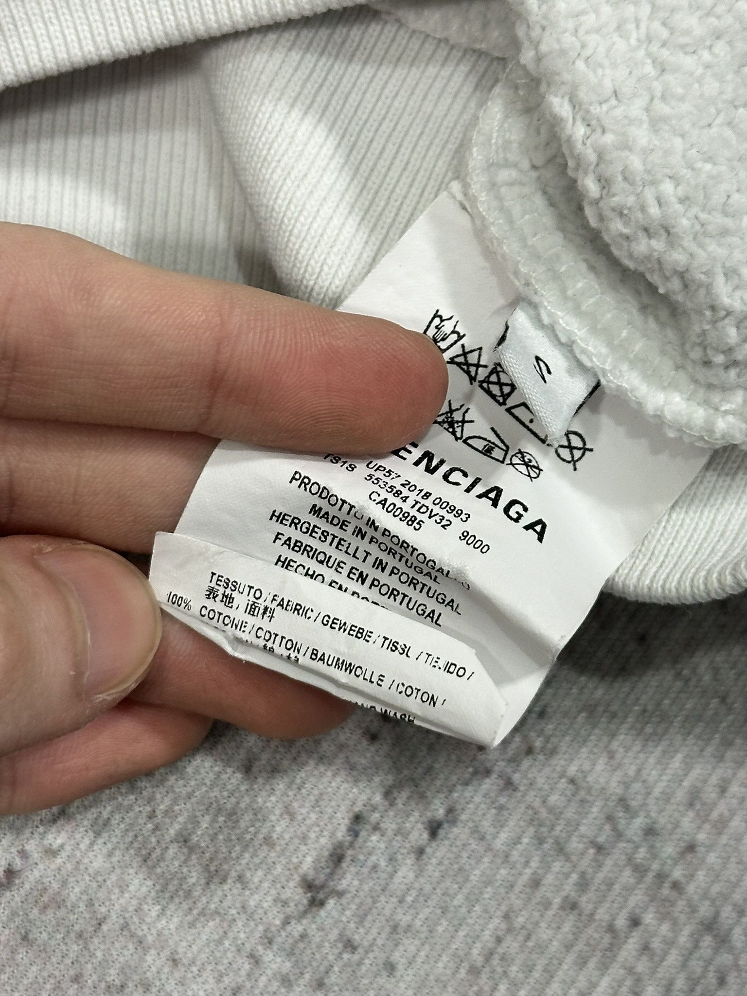 Balenciaga Balenciaga Sweatshirt Track Back Logo White Hoodie size S Size US M / EU 48-50 / 2 - 7 Thumbnail
