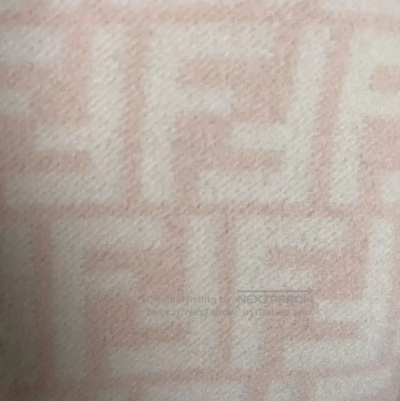 Fendi Fendi Pink Cashmere Women's Jacket . Size M / US 6-8 / IT 42-44 - 4 Thumbnail