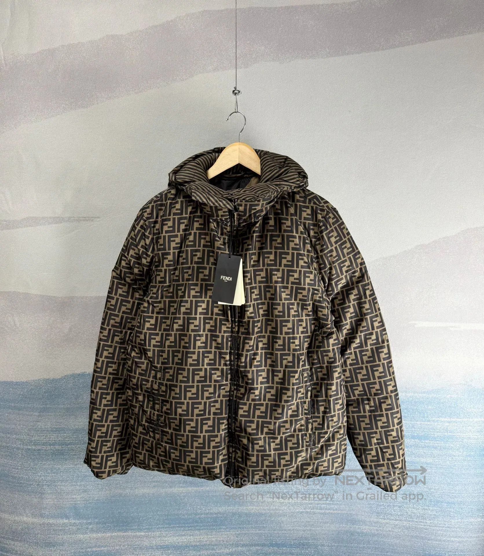 Fendi Fendi Brown Reversible Hooded Down Jacket. Size US L / EU 52-54 / 3 - 1 Thumbnail