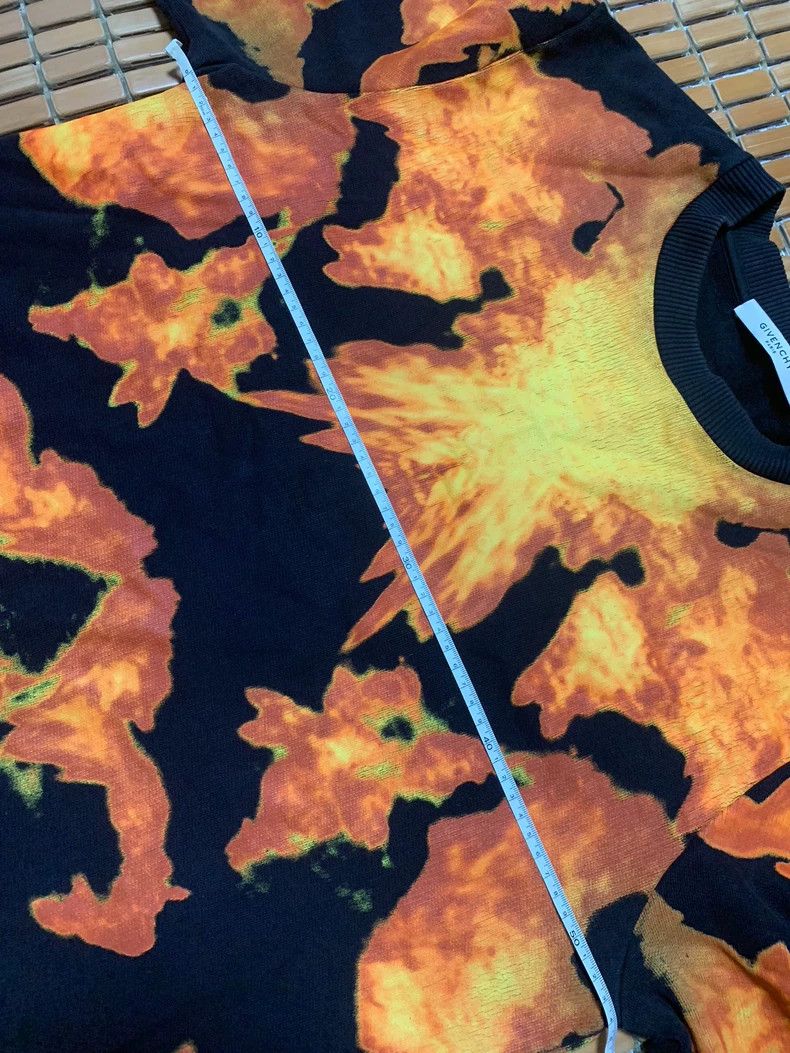Givenchy Givenchy Flame Printed Hoodie Size US XS / EU 42 / 0 - 5 Thumbnail