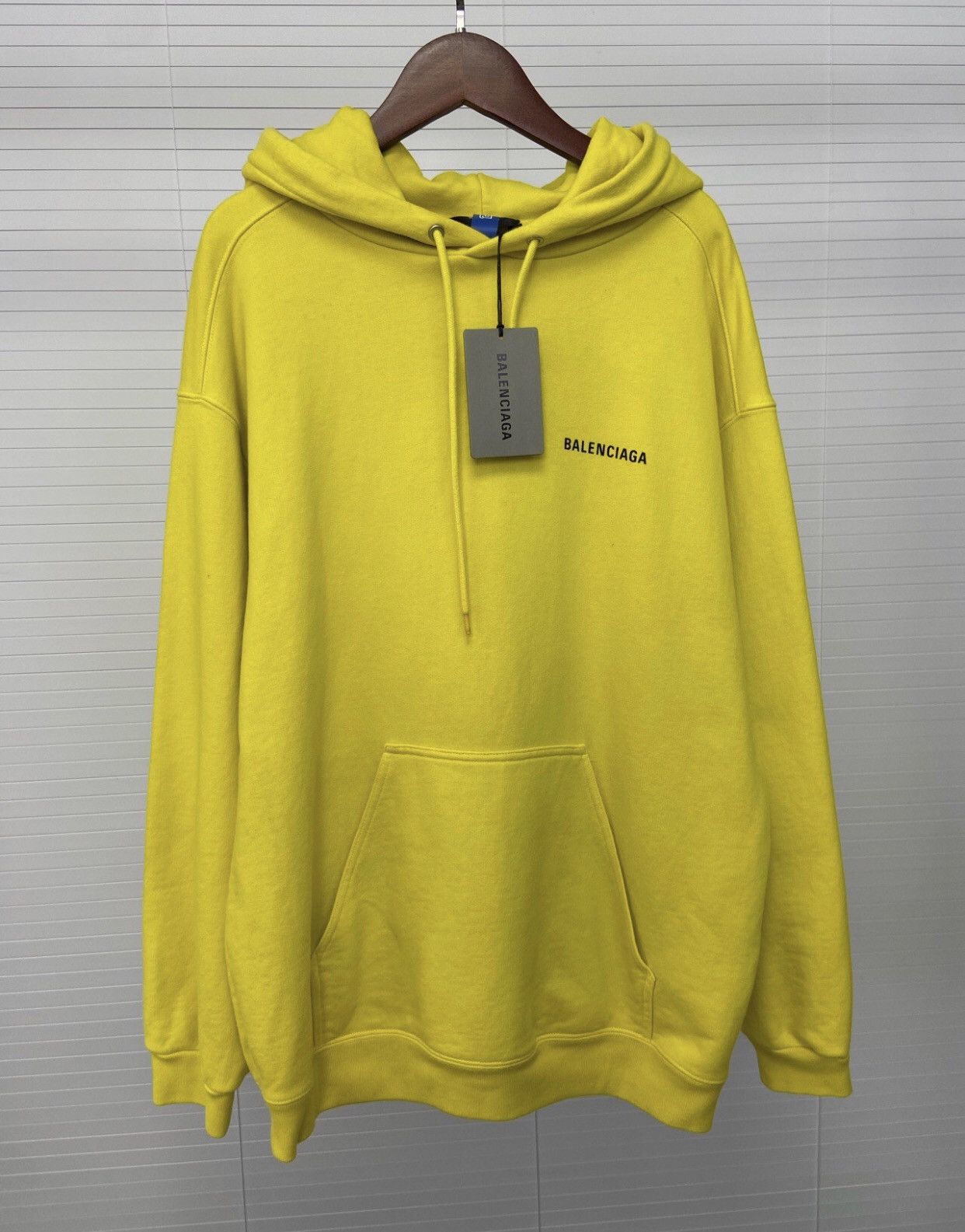 Balenciaga Balenciaga front and back logo letters yellow hoodie hooded Size US S / EU 44-46 / 1 - 3 Thumbnail