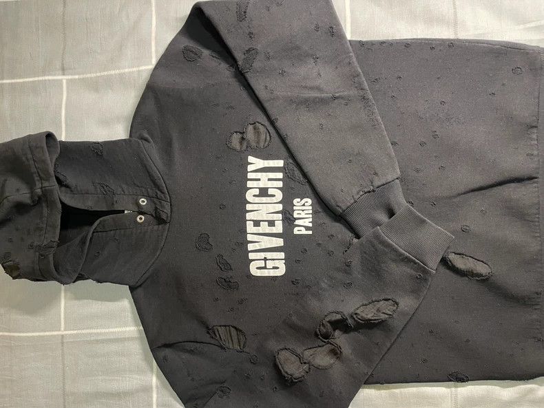 Givenchy Givenchy Men's shirt, size 41, 185 Size US M / EU 48-50 / 2 - 1 Thumbnail