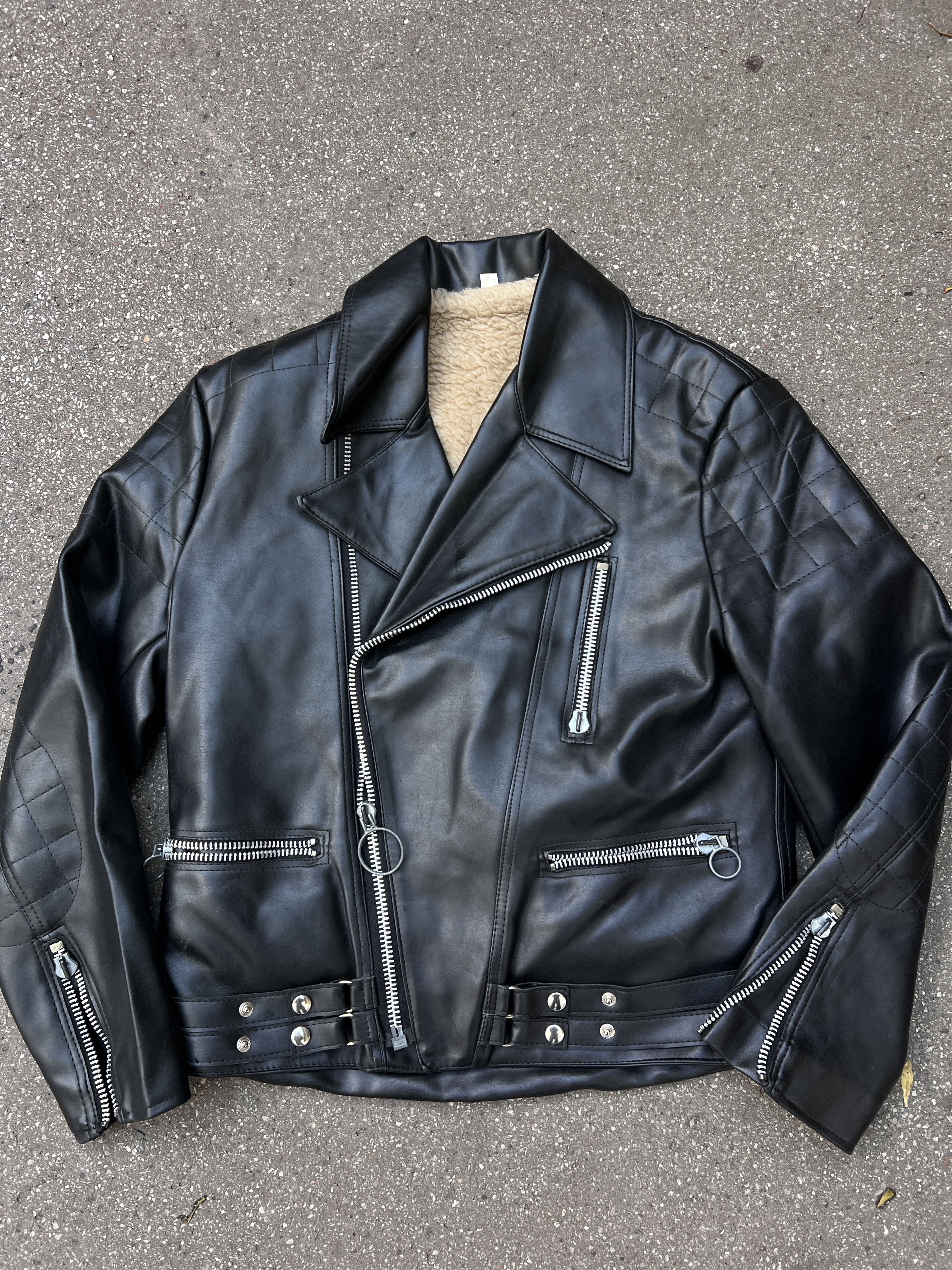BUFFALO BOBS × If Six Was Nine × Le Grande Bleu (L.G.B.) Red