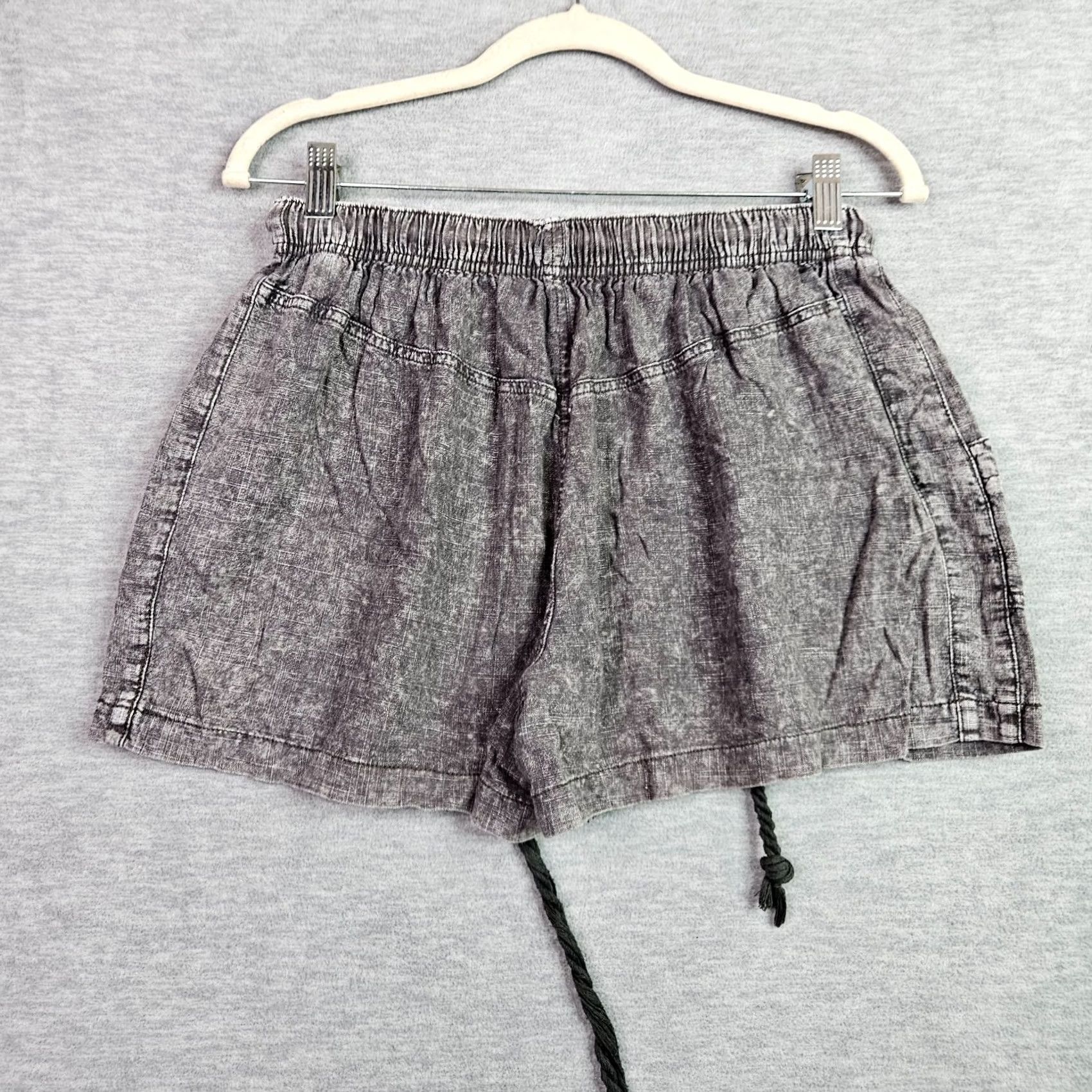 Free People Free People Gray Distressed Drawstring Casual Boho Shorts Women S Size 28" / US 6 / IT 42 - 2 Thumbnail