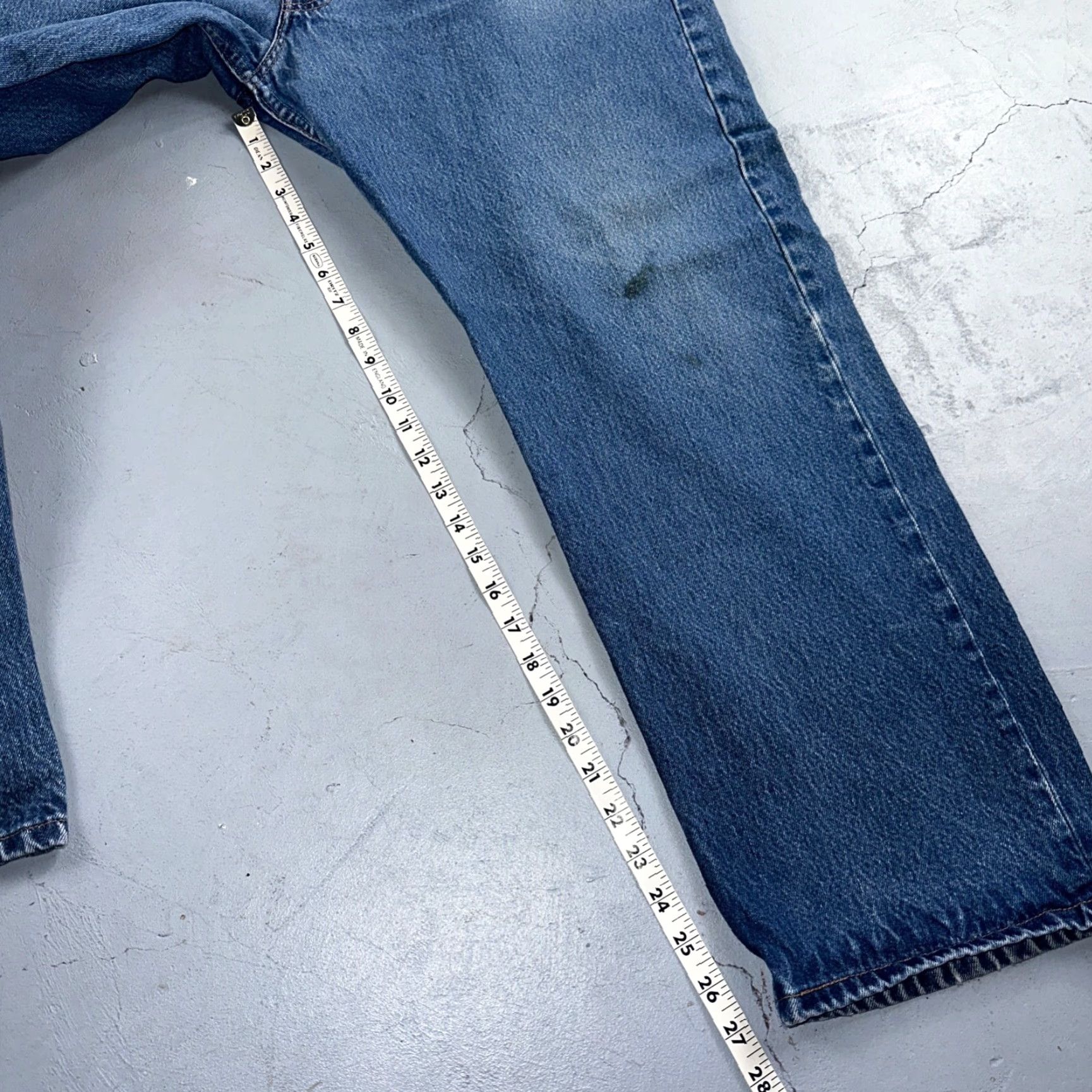 Levi's VINTAGE Levi's 501 Jeans Straight Mens 42x32 Blue Medium Wash 90s USA XX Regular Rise Mid 10-12in Denim Cotton WW Size US 42 / EU 58 - 6 Thumbnail
