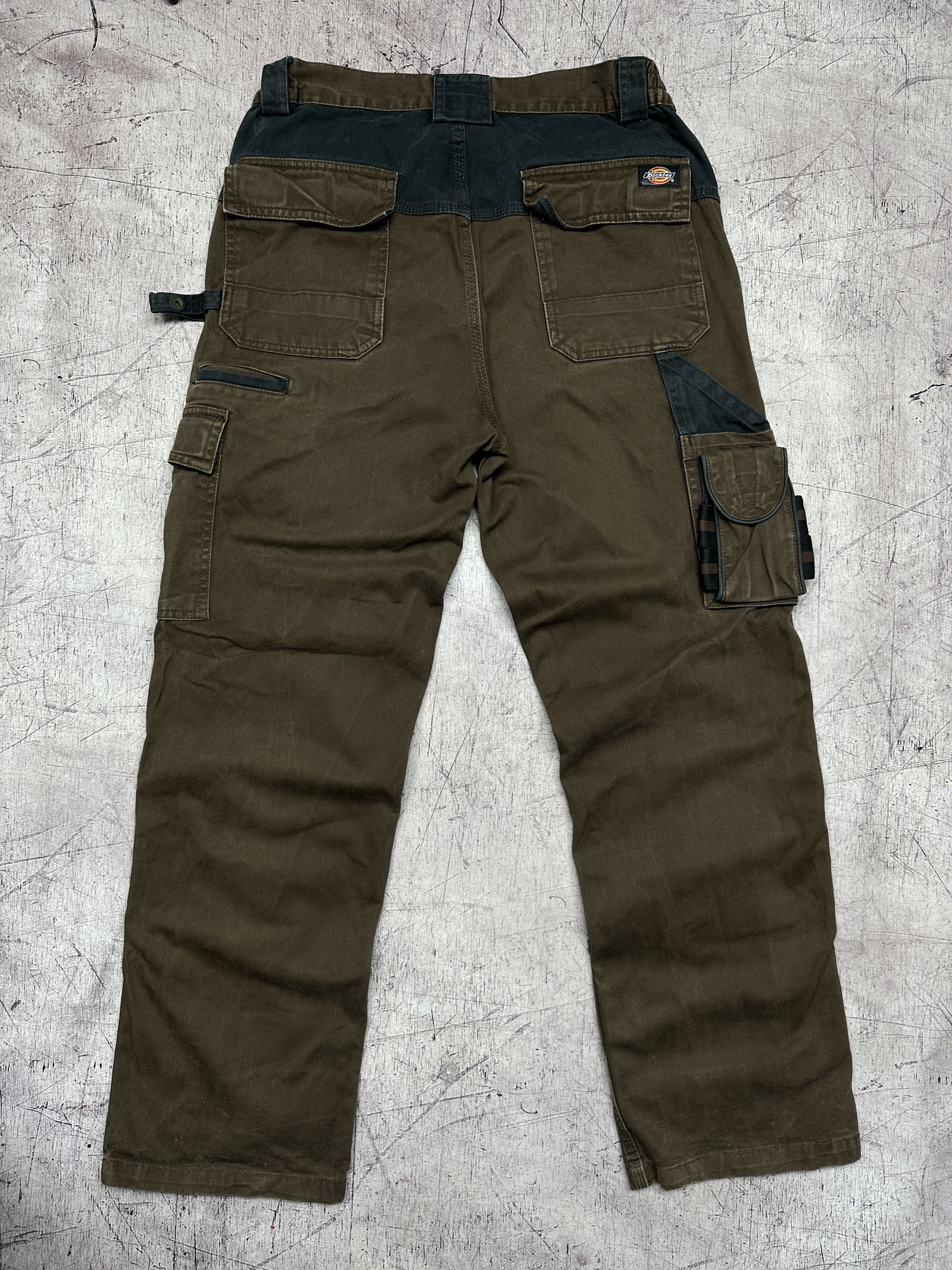 Dickies Dickies Mens Workwear Cargo Pants Distressed Size US 34 / EU 50 - 8 Thumbnail