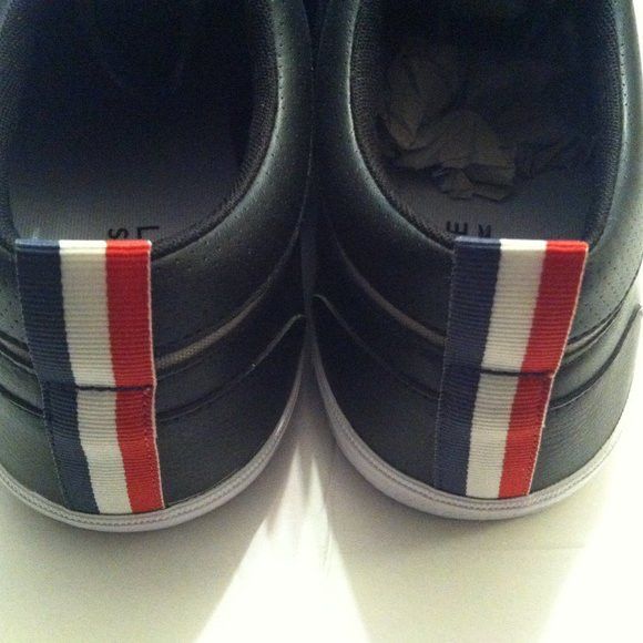 Lacoste LACOSTE MENS NEW BLACK LEATHER FASHION SNEAKERS SIZE: 11.5 Size US 11.5 / EU 44-45 - 12 Thumbnail