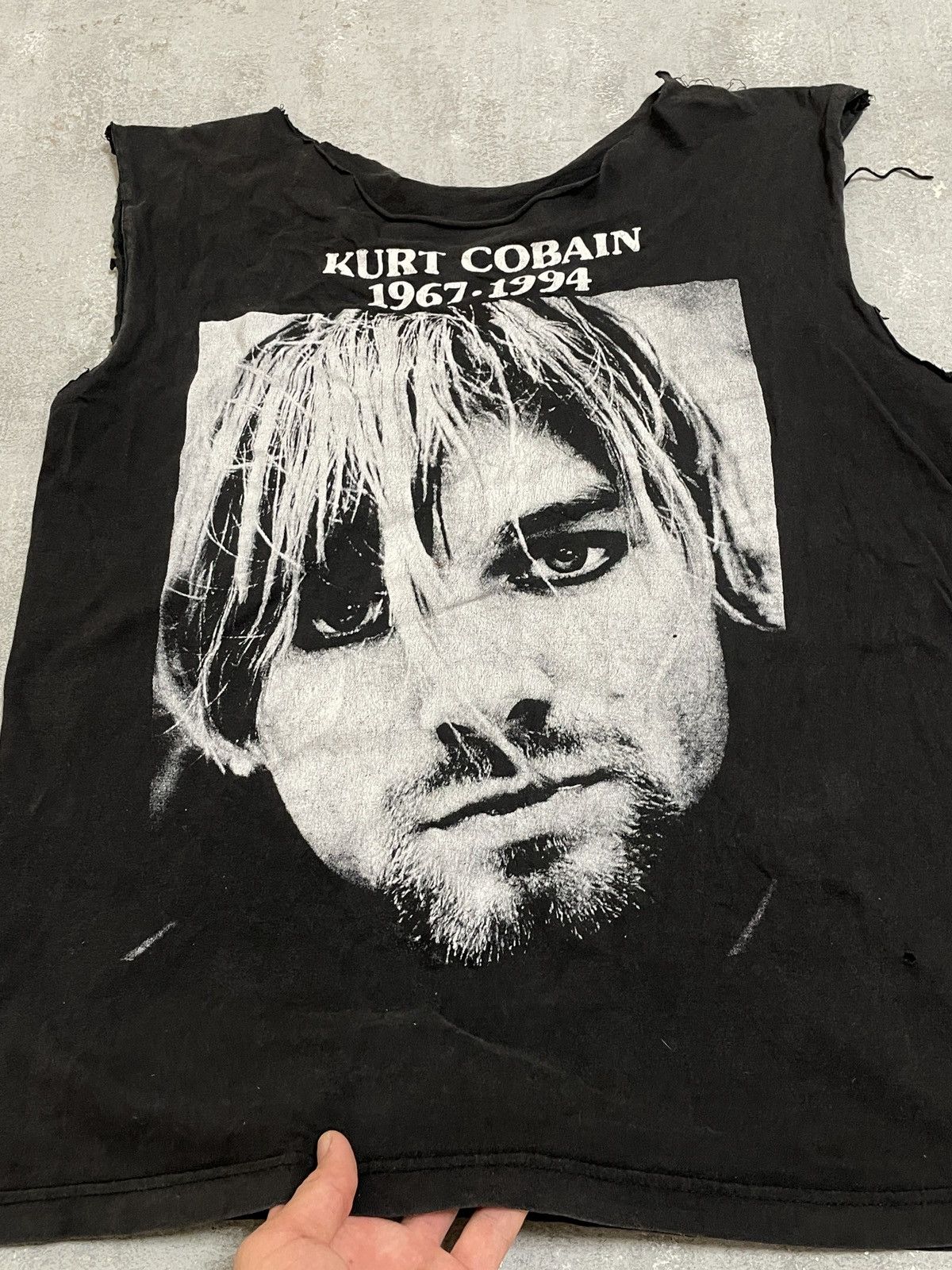 Nirvana Vintage 90s Kurt Cobain Distressed Tank Top Band Tee Rock Size US M / EU 48-50 / 2 - 4 Thumbnail