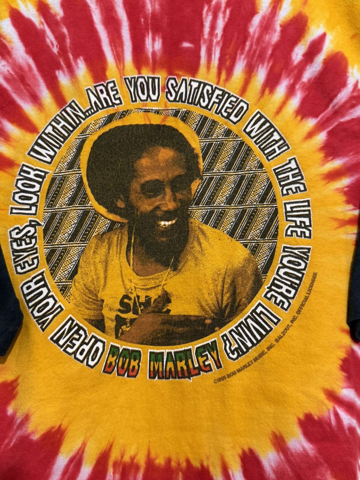 Bob Marley 1996 Bob Marley Vintage Rap Tee Reggae Lion Single Stitch Size US XL / EU 56 / 4 - 3 Thumbnail