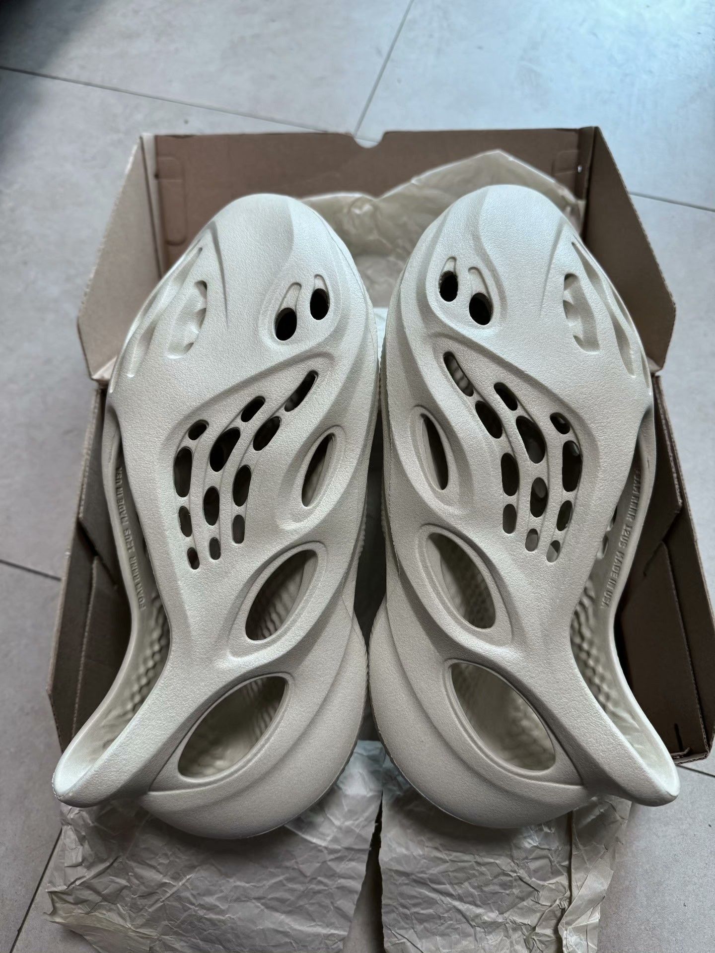 Yeezy Yeezy Running Beige Lowtop Sneakers 12 Men Size US 12 / EU 45 - 1 Thumbnail