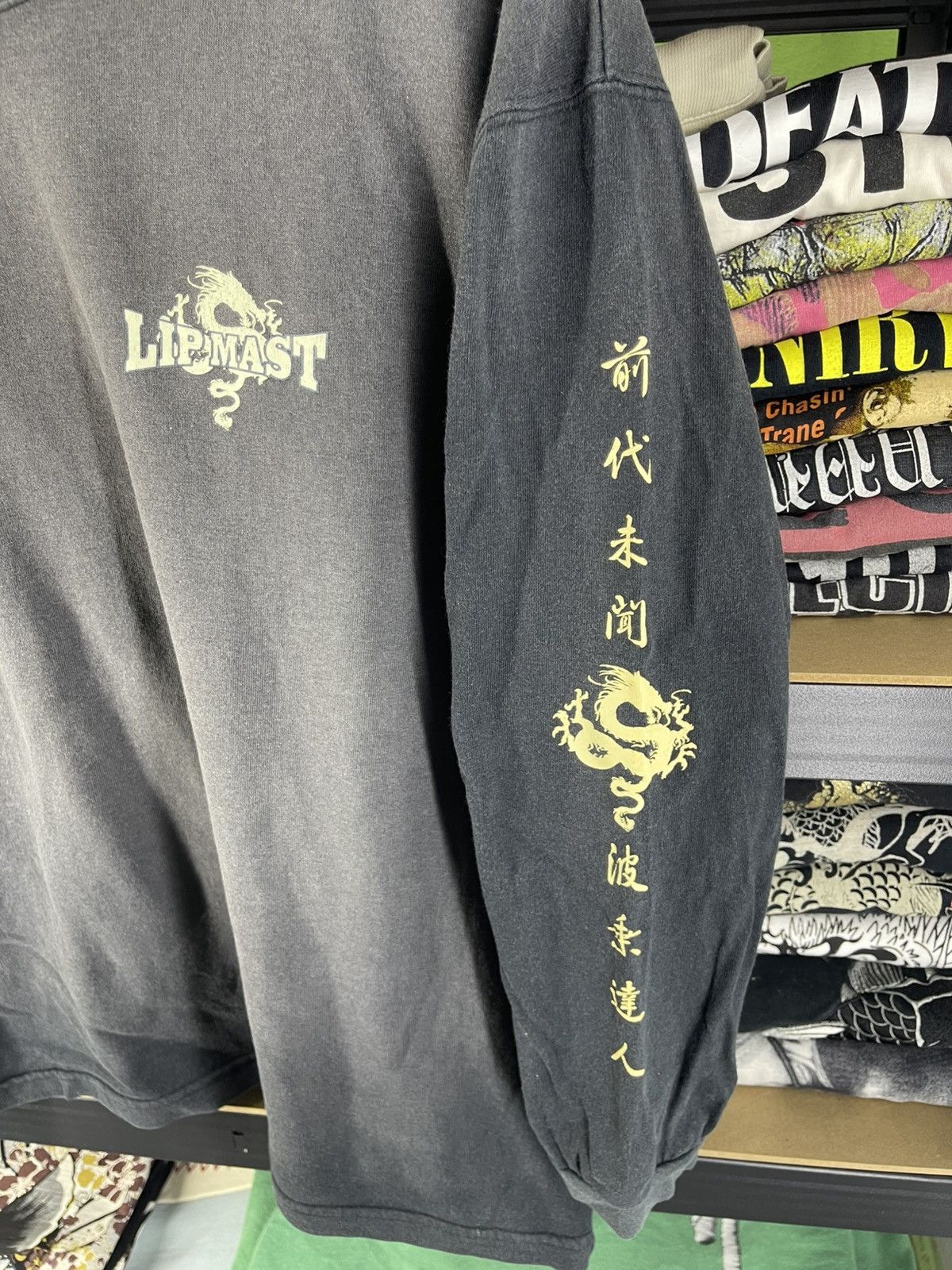 Japanese Brand Vintage Lip Mast Dragon Design Sun Faded Tee Size US M / EU 48-50 / 2 - 5 Thumbnail