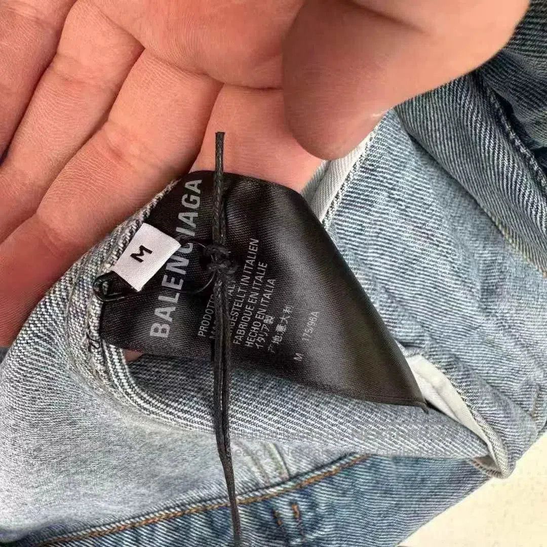 Balenciaga Balenciaga Boomerang Denim Jacket. Size US M / EU 48-50 / 2 - 4 Thumbnail