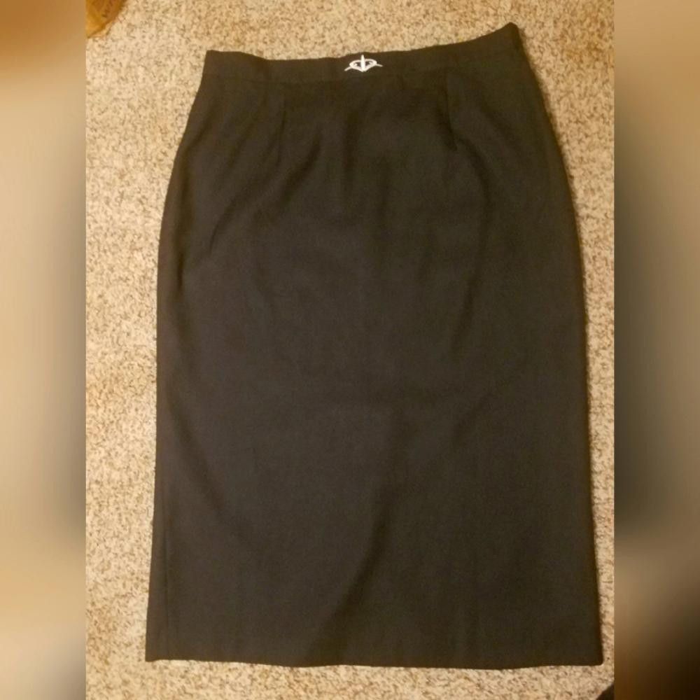 Designer Stella Louise for KB Black Skirt Size 18 Size 40" / US 18 - 1 Thumbnail