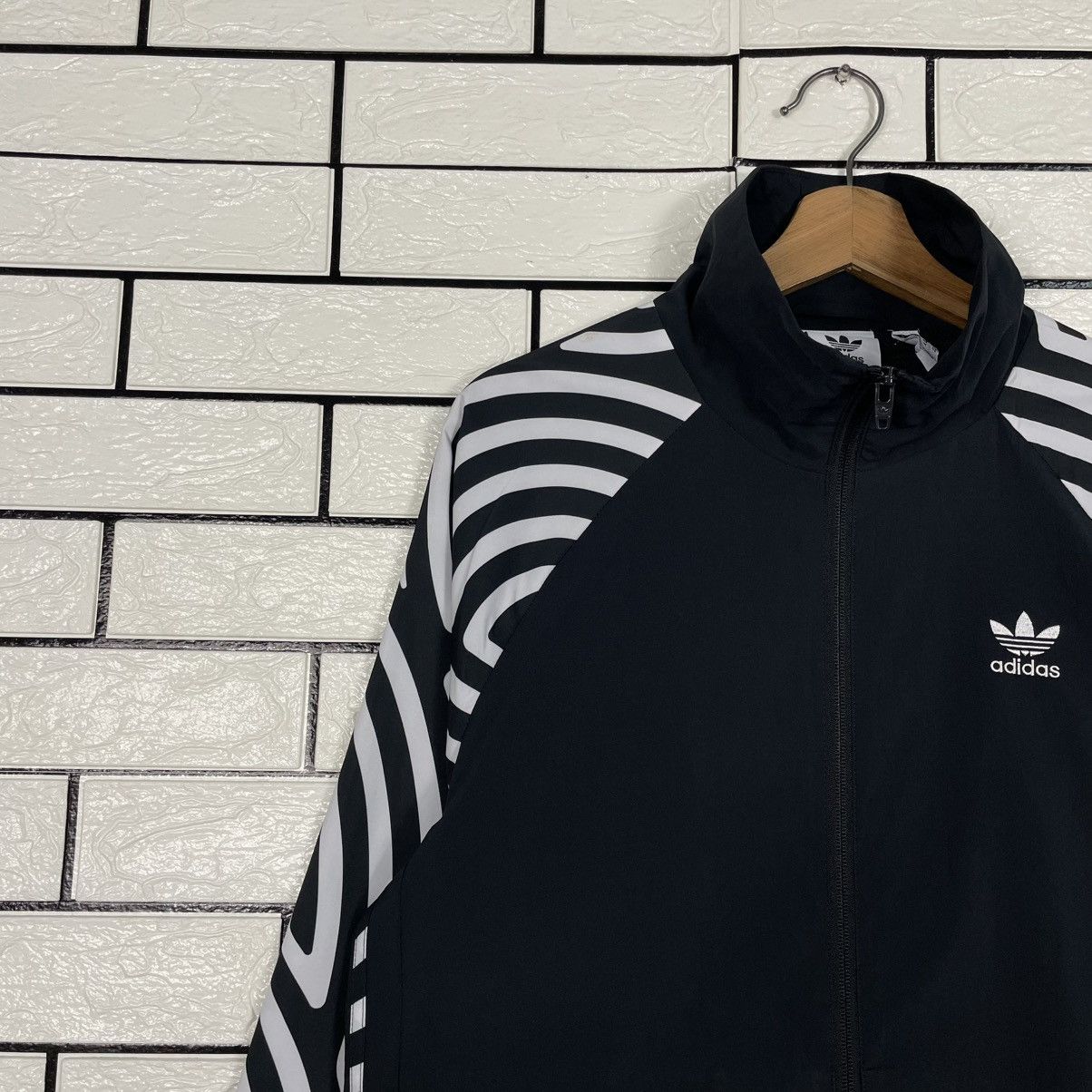 Adidas Adidas Three Stripes Zipper Jacket Size US M / EU 48-50 / 2 - 6 Thumbnail