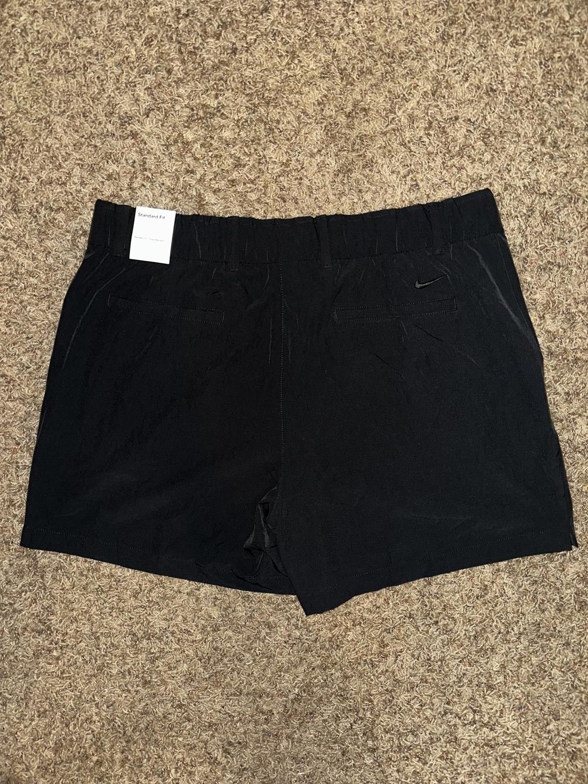 Nike Nike Women’s Dri-Fit Victory 5" Golf Shorts Size 40" / US 18 - 2 Thumbnail
