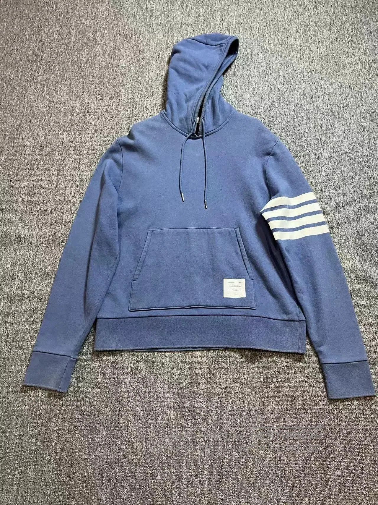 Thom Browne Thom Browne Stripe Hoodie for Men. Size US XL / EU 56 / 4 - 1 Thumbnail