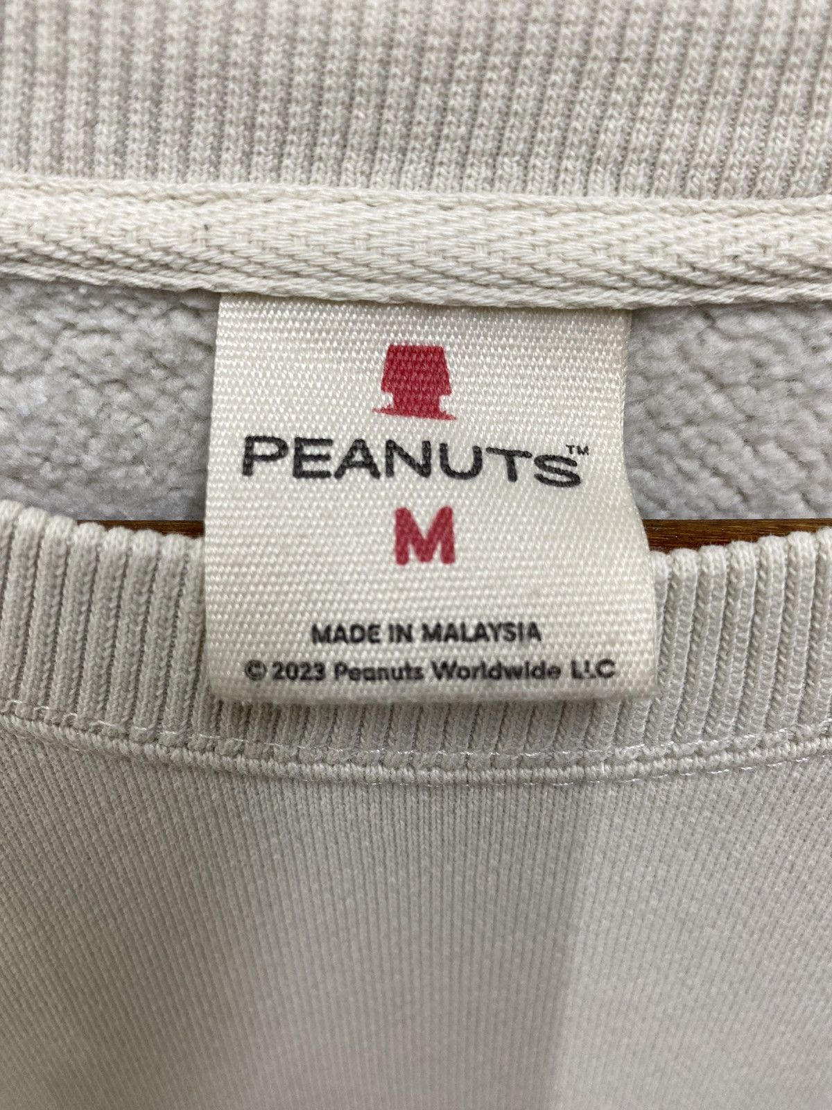 Peanuts Peanuts Sweatshirt Big Logo Snoopy Crewneck Size Medium Size US M / EU 48-50 / 2 - 7 Thumbnail