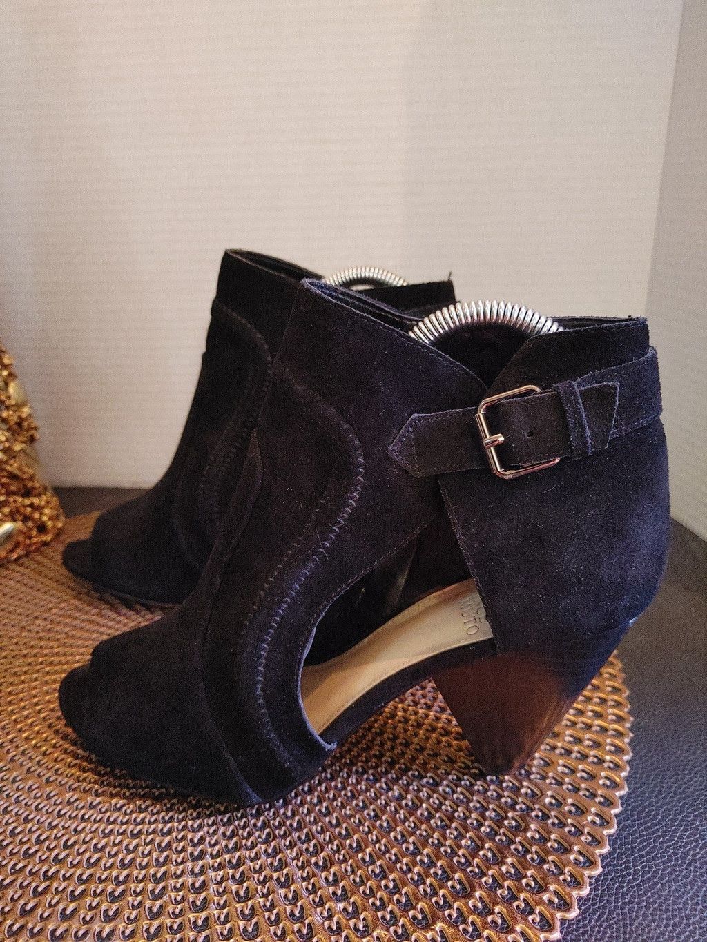 Vince Camuto Vince Camuto Conley Booties Side 8.5M Size US 8.5 / IT 38.5 - 3 Thumbnail
