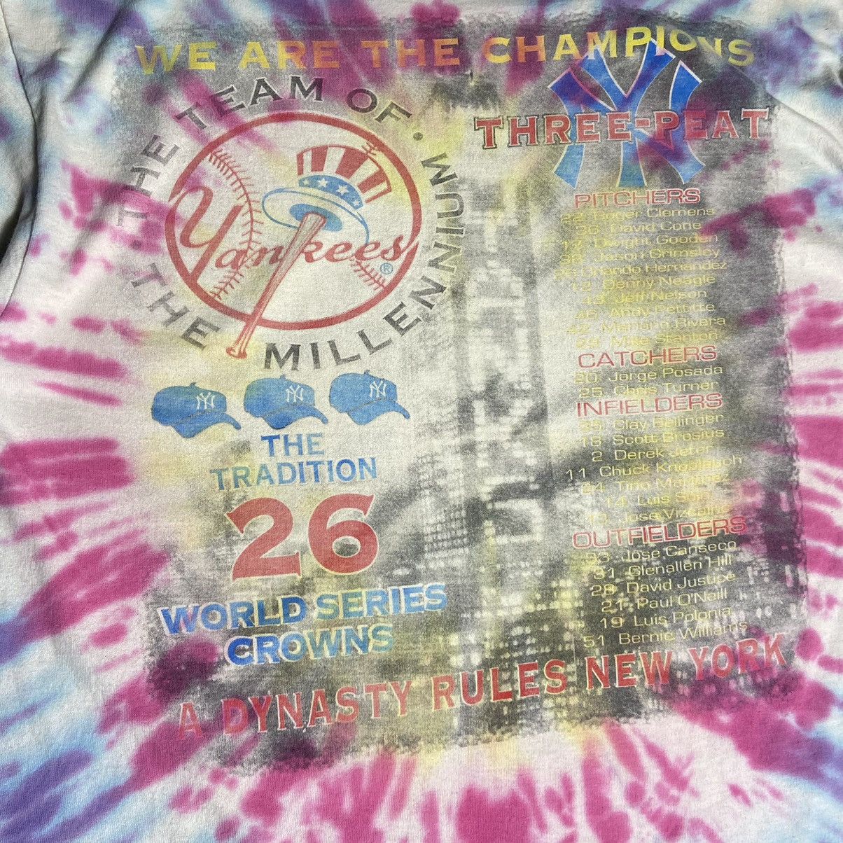 Vintage Vintage New York Yankees Champion MLB Tie Dyed T-Shirt Size US XL / EU 56 / 4 - 4 Thumbnail
