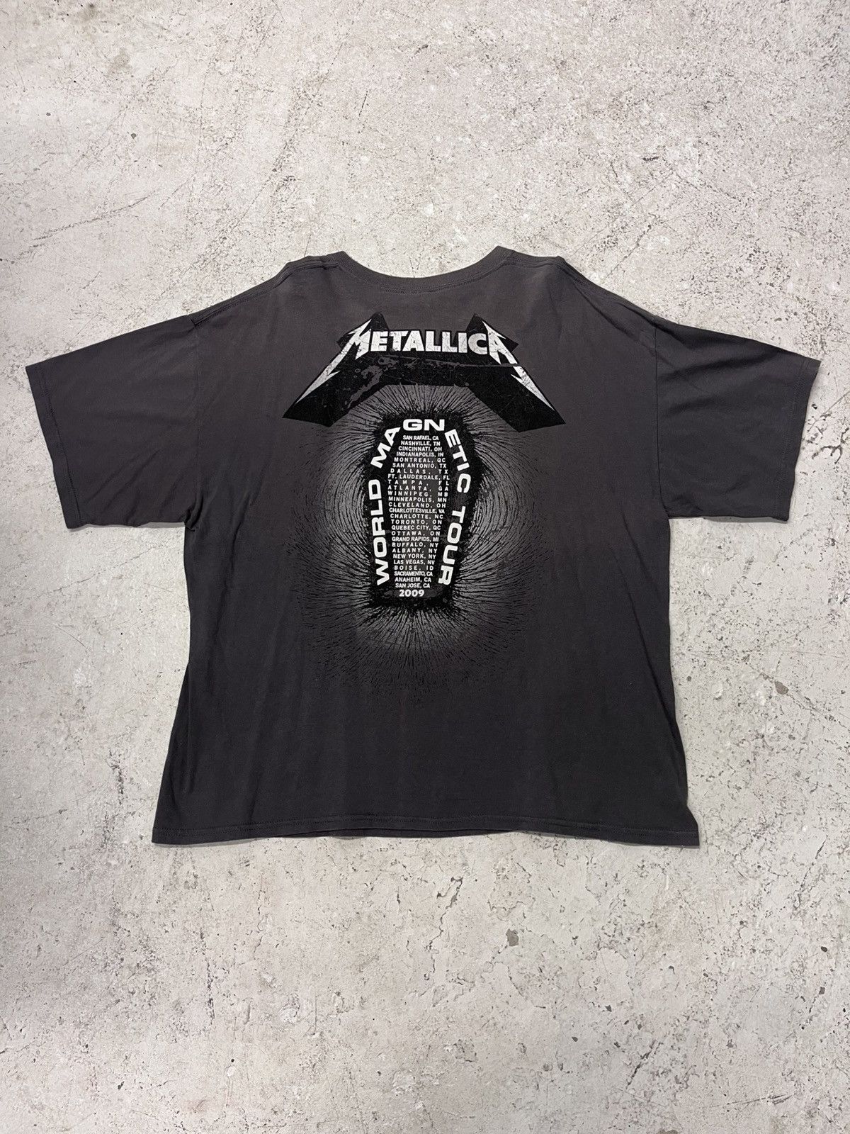 Band Tees Grey metallica death magnetic tour tee Size US XL / EU 56 / 4 - 4 Thumbnail