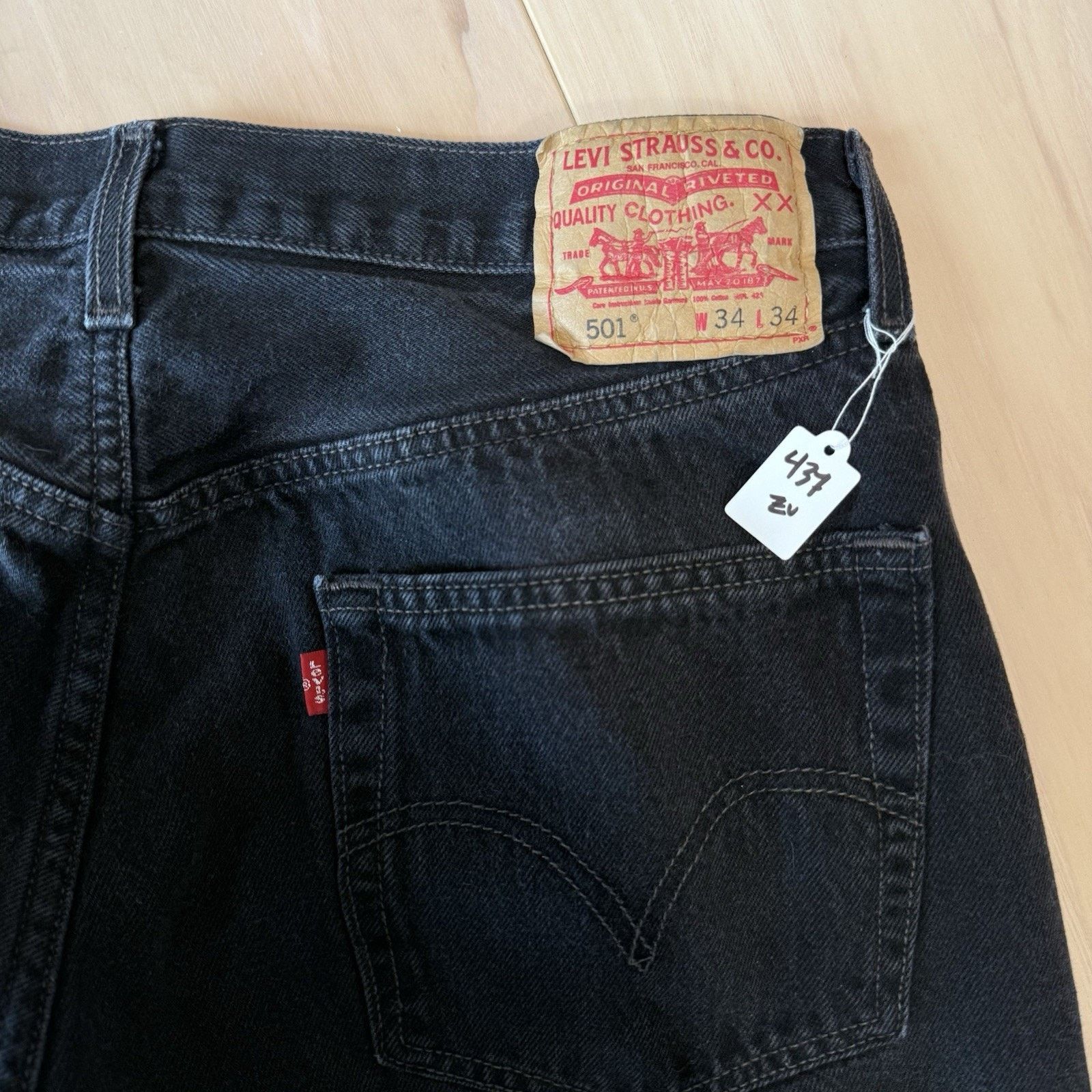 Levi's Vintage Levis 501 Jeans Black Denim Straight Leg Button Fly Size US 32 / EU 48 - 10 Thumbnail