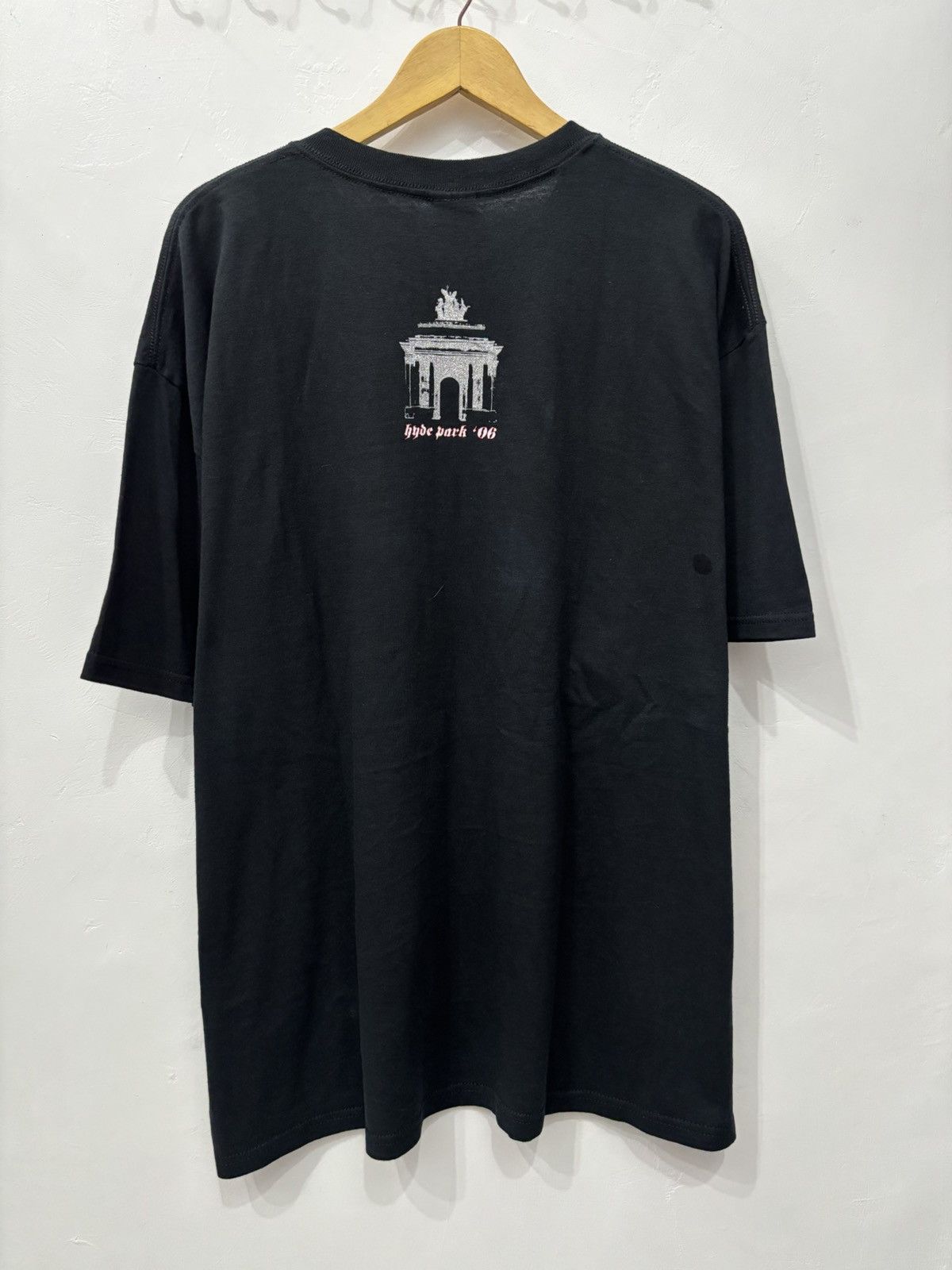 Band Tees Foo Fighters Hyde Park Vintage Y2k Very Rare Size US XL / EU 56 / 4 - 2 Thumbnail