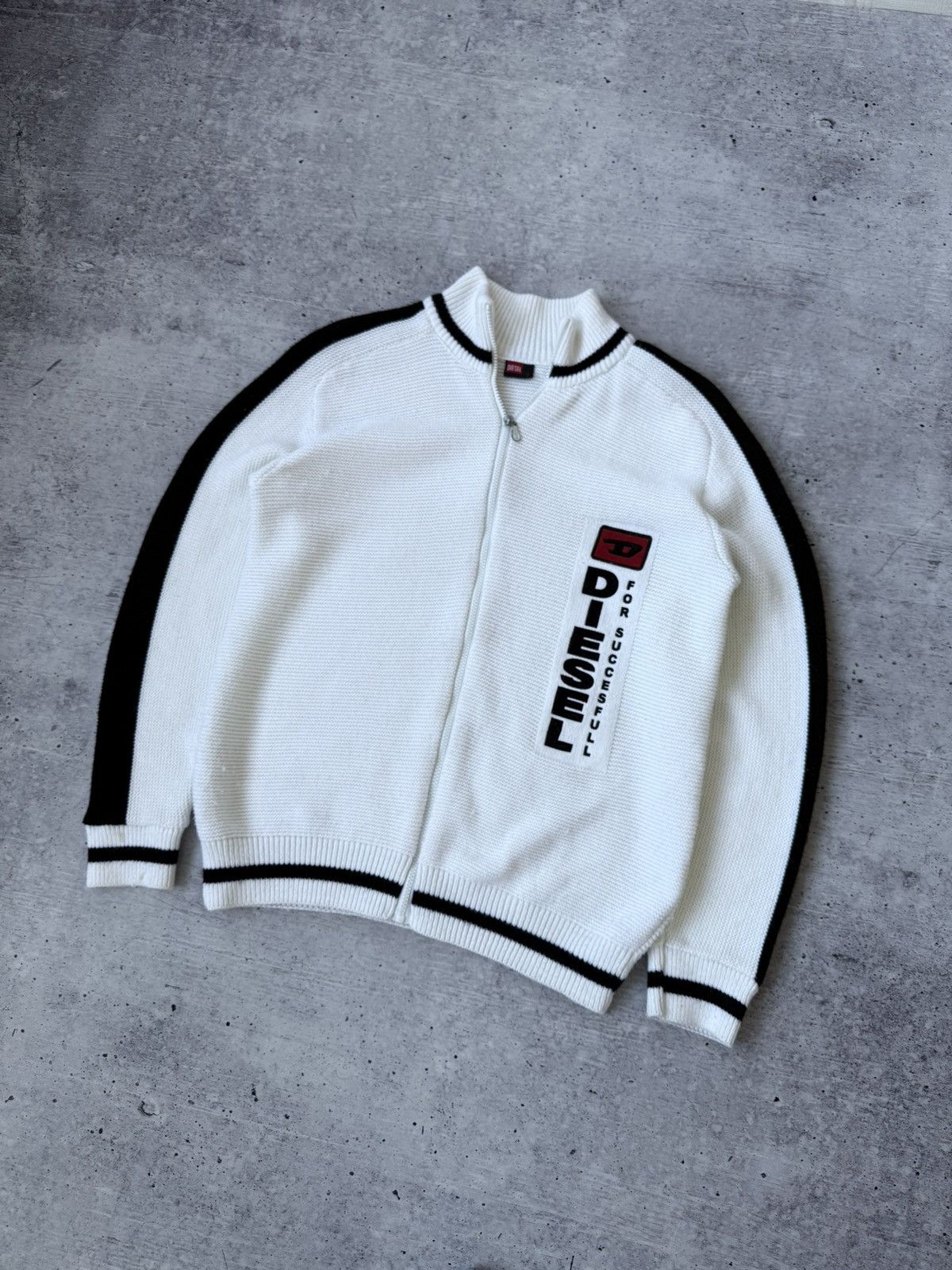 Diesel × Japanese Brand × Vintage Diesel Vintage Big Logo Full Zip Y2K Sweater Size US L / EU 52-54 / 3 - 2 Thumbnail