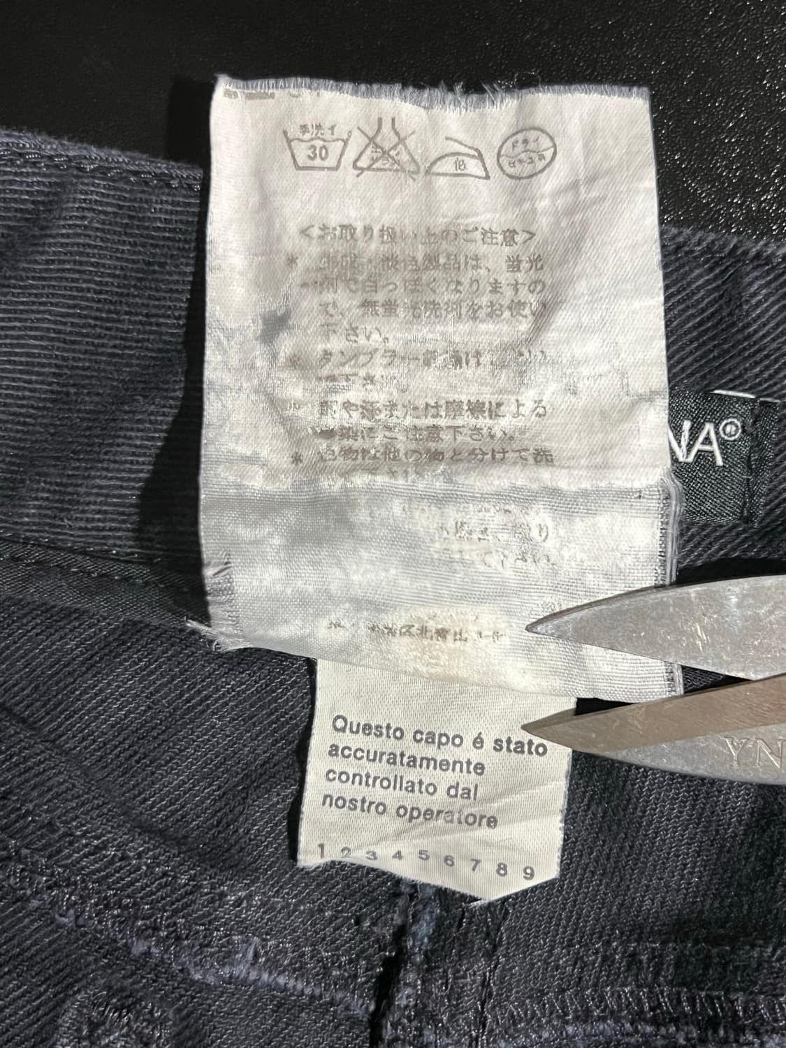 Dolce & Gabbana Dolce & Gabbana black jeans Size 27" / US 4 / IT 40 - 9 Thumbnail