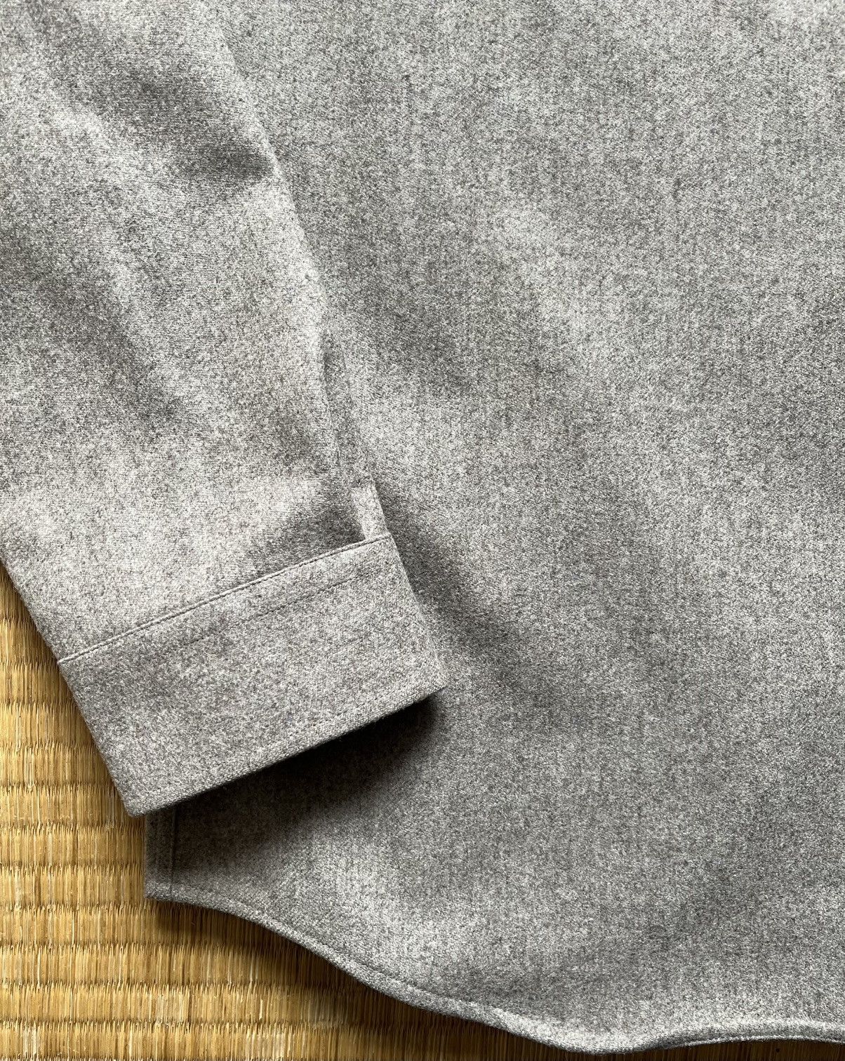 AMI Grey heavy wool shirt Size US M / EU 48-50 / 2 - 6 Thumbnail