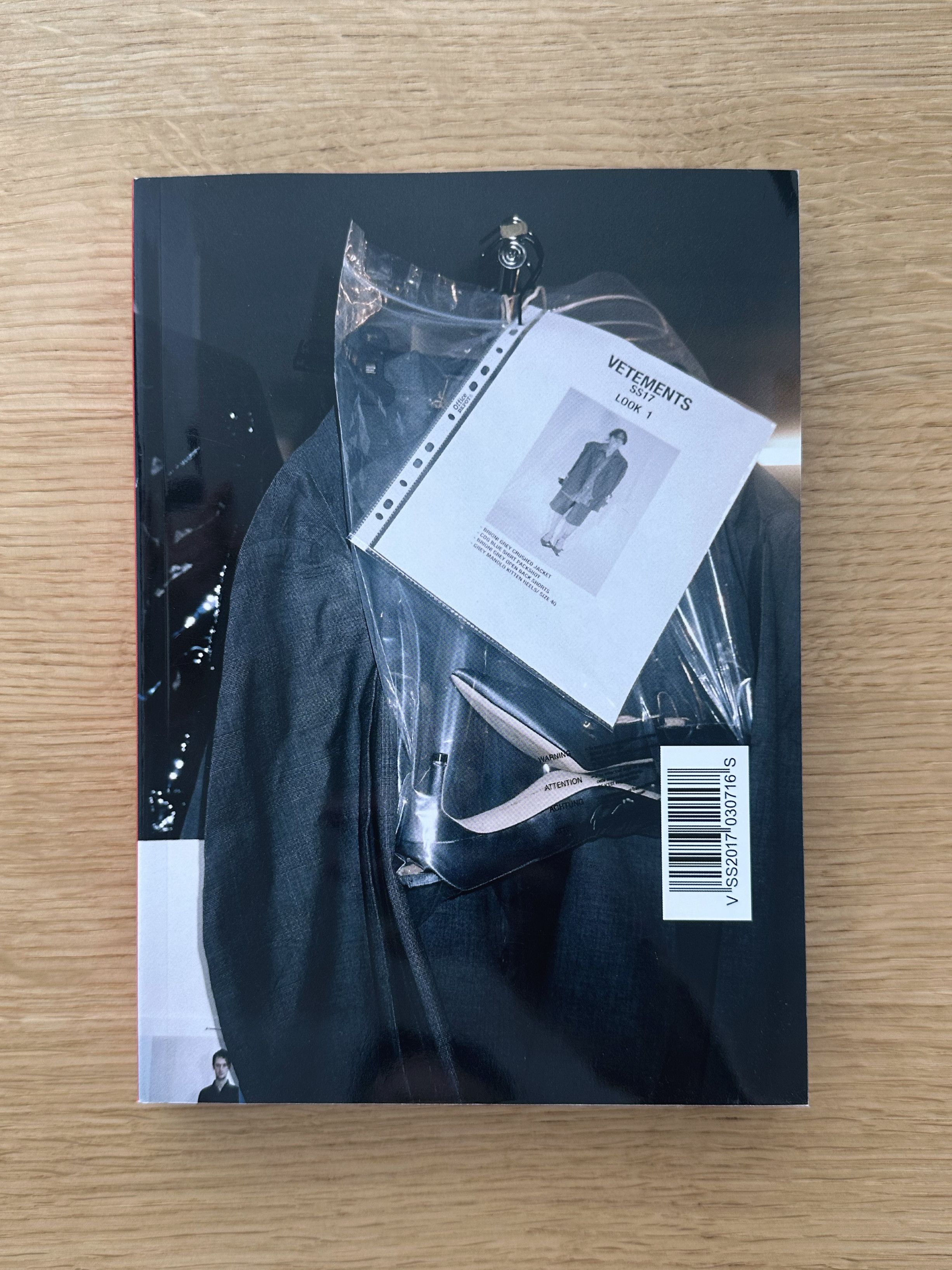Vetements “VETEMENTS 2: SUMMERCAMP” Book Size ONE SIZE - 1 Thumbnail