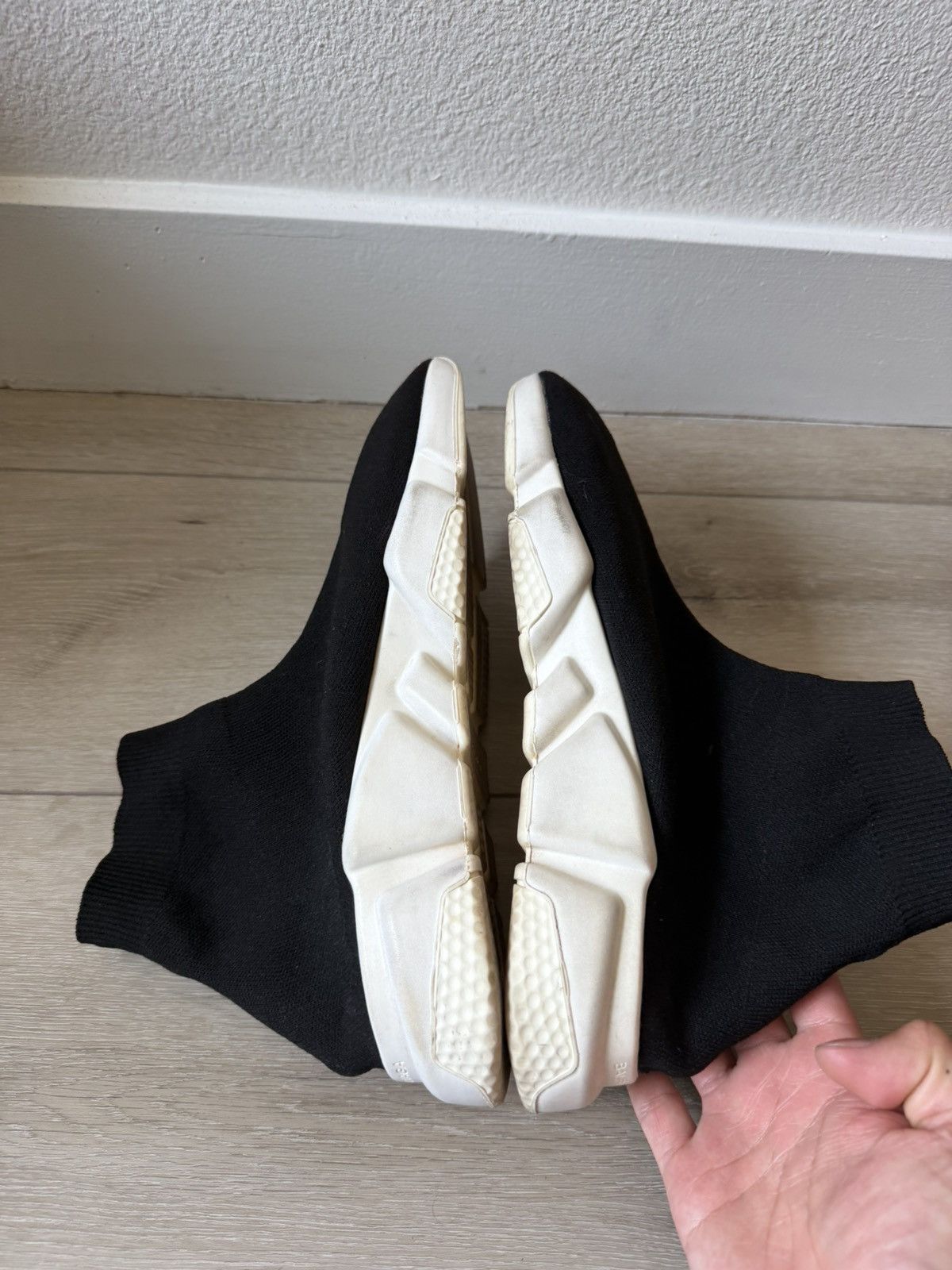 Balenciaga Balenciaga Logo Sock Runner Sneakers Size US 9 / EU 42 - 5 Thumbnail
