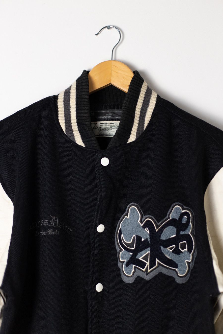 Number (N)ine N(N) X INVINCIBLE AMURDA Size US L / EU 52-54 / 3 - 4 Thumbnail