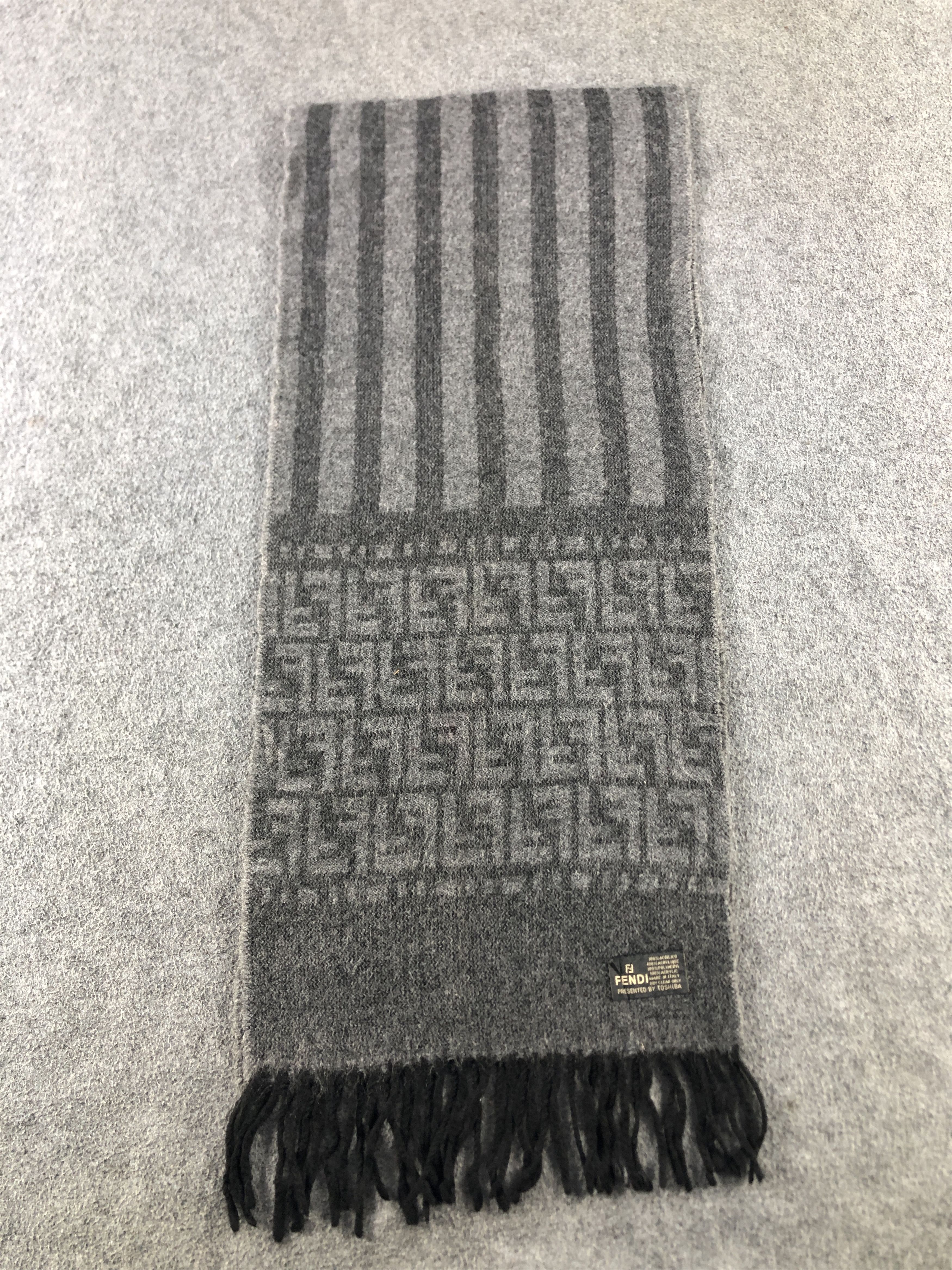 Fendi Fendi Scarf / Muffler / Neckwear P852 Size ONE SIZE - 2 Thumbnail