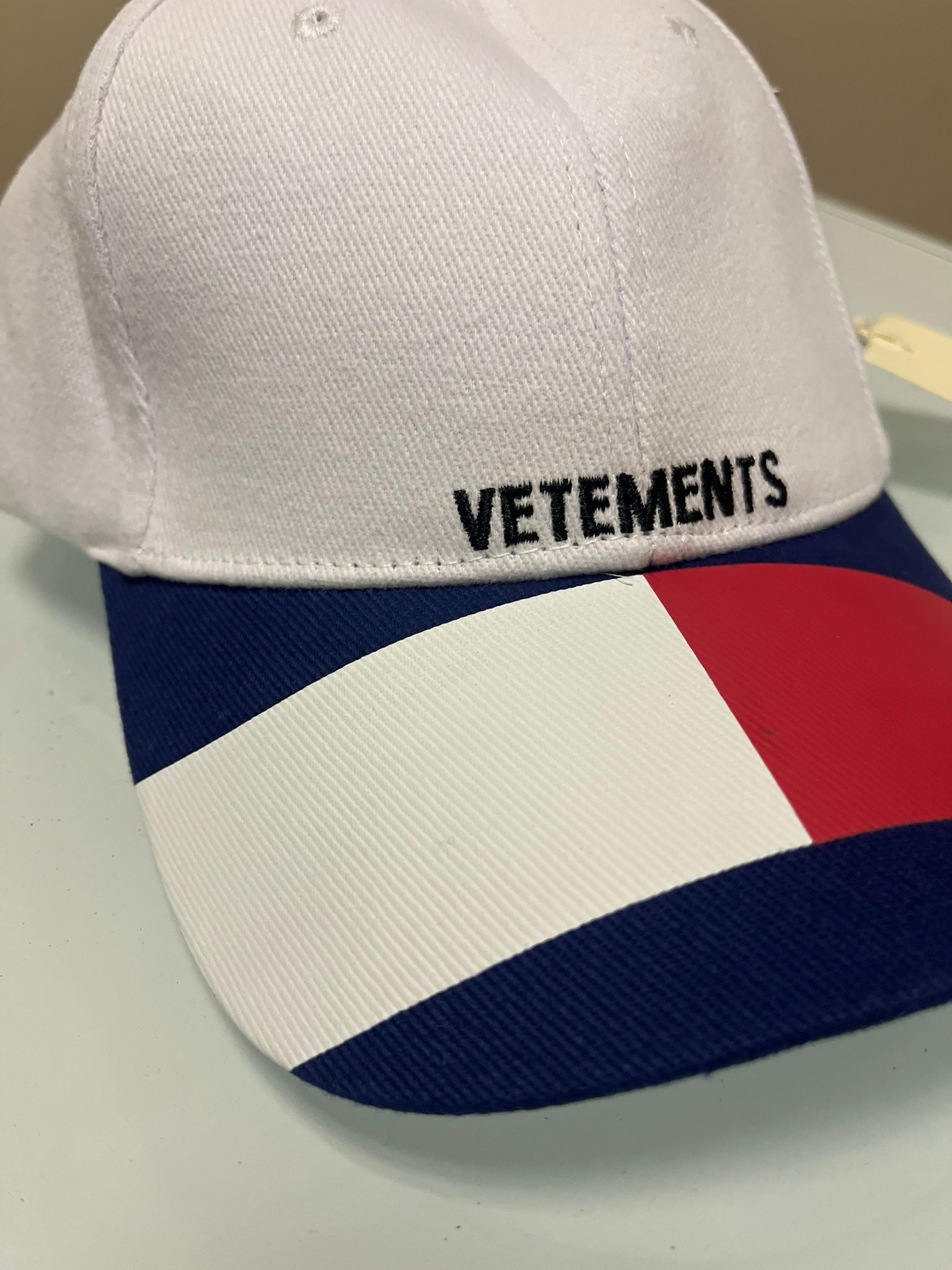 Tommy Hilfiger × Vetements Logo Embroidered Hat in Multicolor Size ONE SIZE - 5 Thumbnail