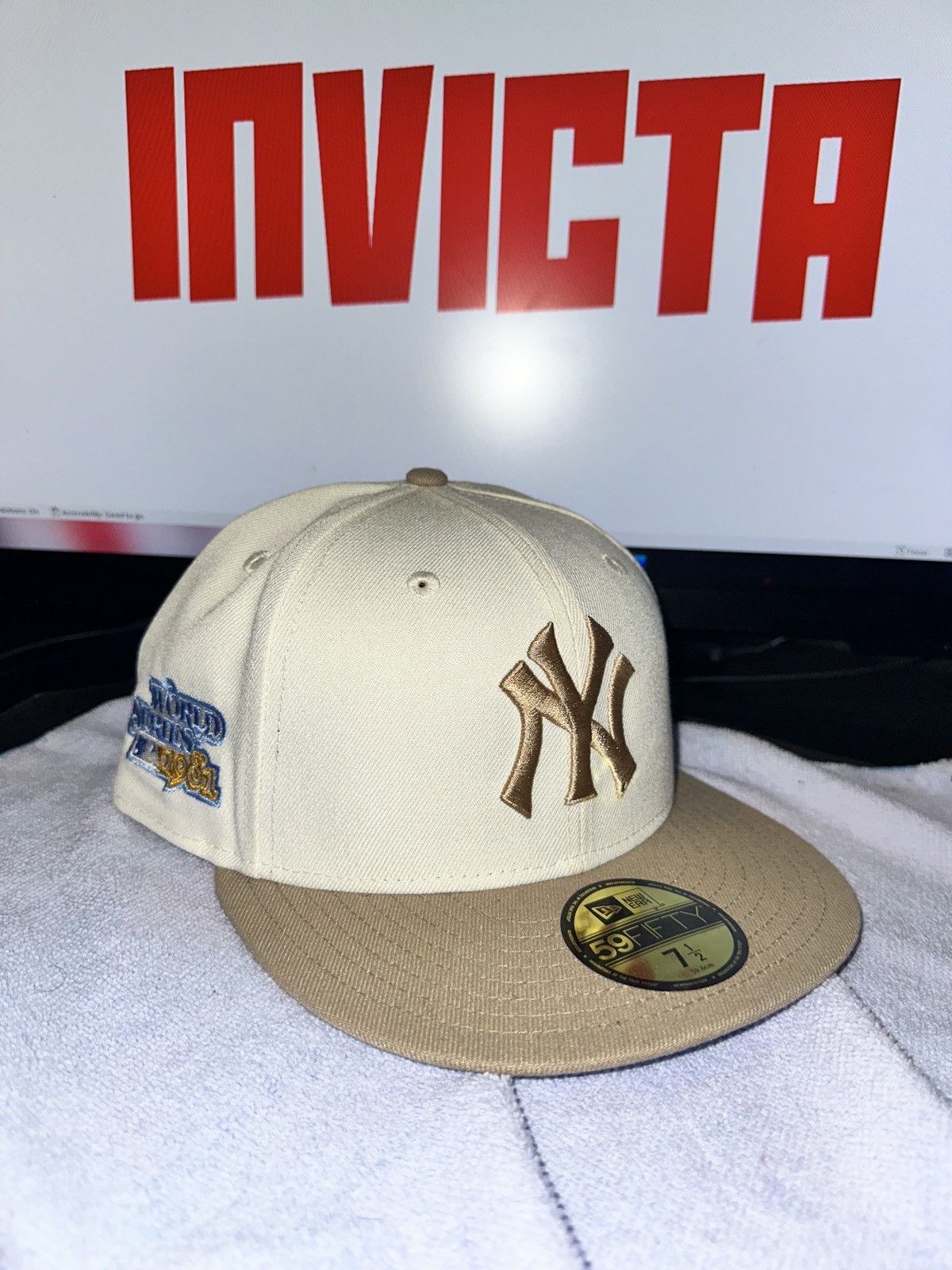 MLB × New Era × New York Yankees (7 1/2) New York Yankees 1981 World Series Fitted - Blue UV Size ONE SIZE - 1 Thumbnail
