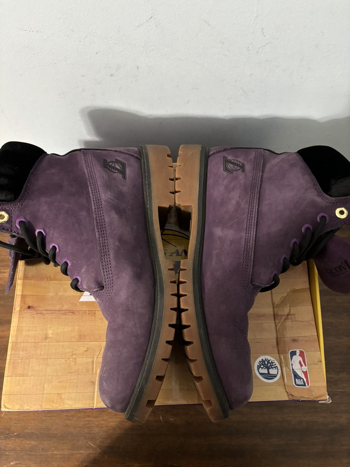 NBA × Timberland Timberland 6” Boot NBA Los Angeles Lakers Size US 10 / EU 43 - 3 Thumbnail