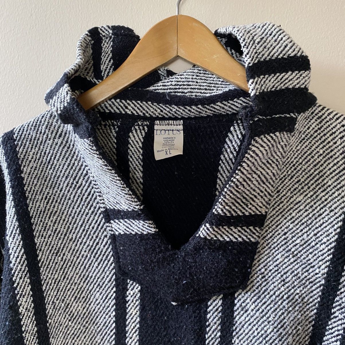 Vintage Black & White Striped Baja Hoodie Pullover Size US XL / EU 56 / 4 - 17 Thumbnail