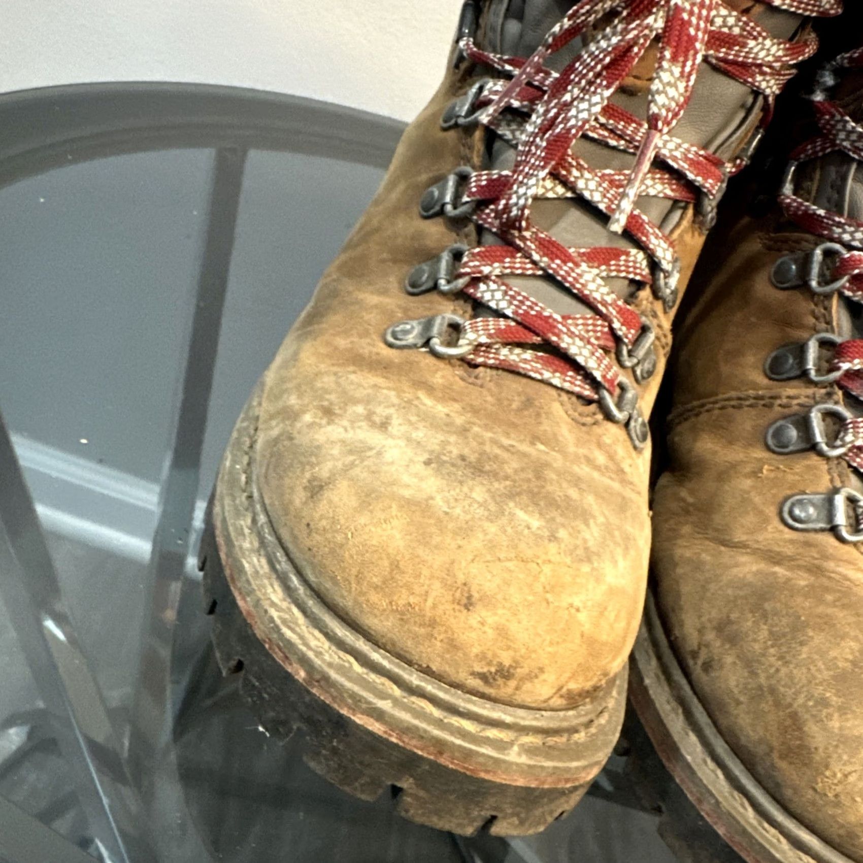Vintage Vintage Style Cabela’s Outdoors Leather Hiking Boots Size 7.5 M DAMAGED Women’s Size US 8 / IT 38 - 5 Thumbnail