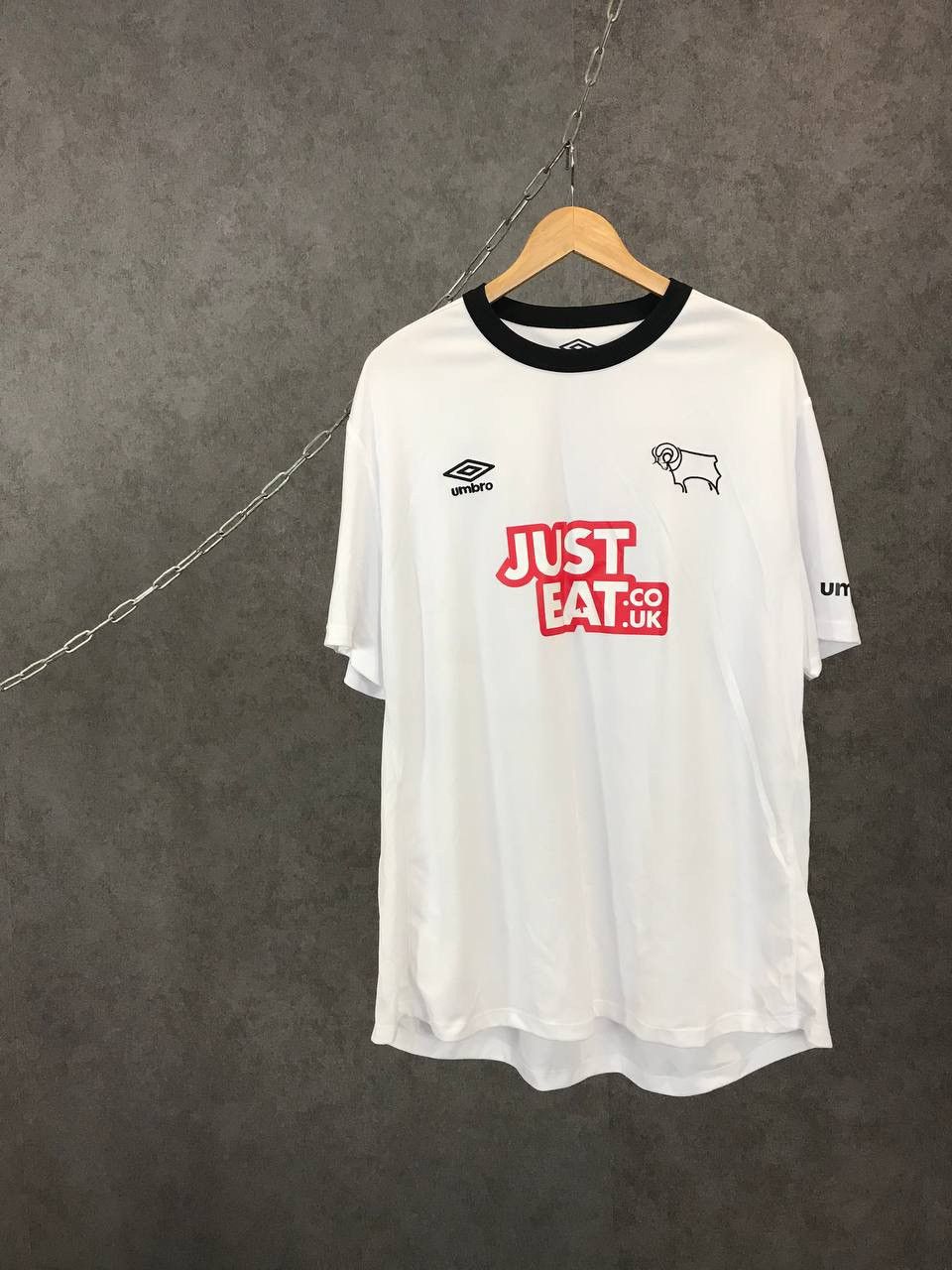 Umbro Derby County soccer jersey Umbro sportswear tee Size US XXL / EU 58 / 5 - 1 Thumbnail