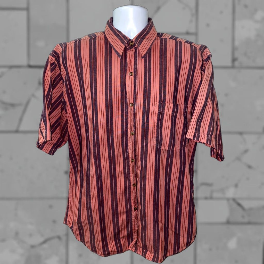 Bugle Boy VTG Bugle Boy Co. Mens Red Striped Long Sleeve Button Front Shirt XL Mens Button-Up Collar-Down Size US XL / EU 56 / 4 - 1 Thumbnail