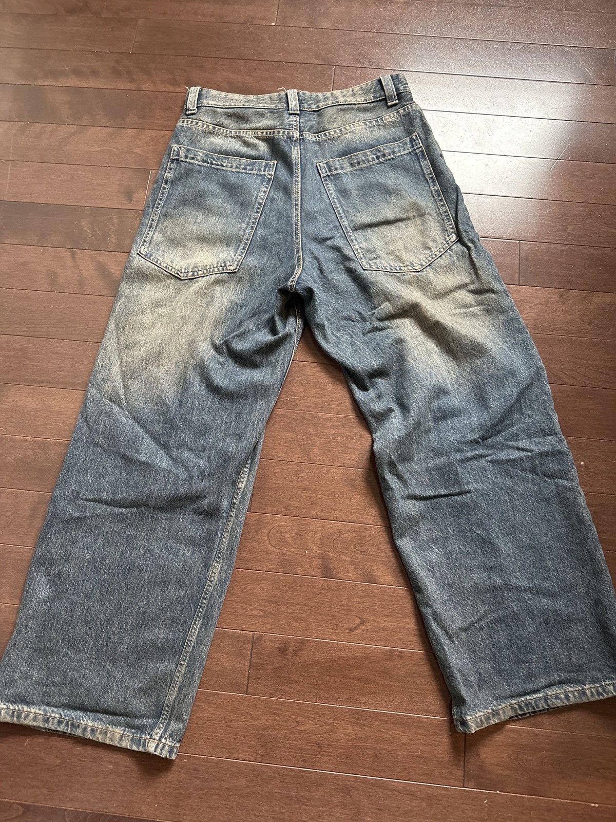 Bershka Bershka super baggy denim Size US 31 - 2 Thumbnail