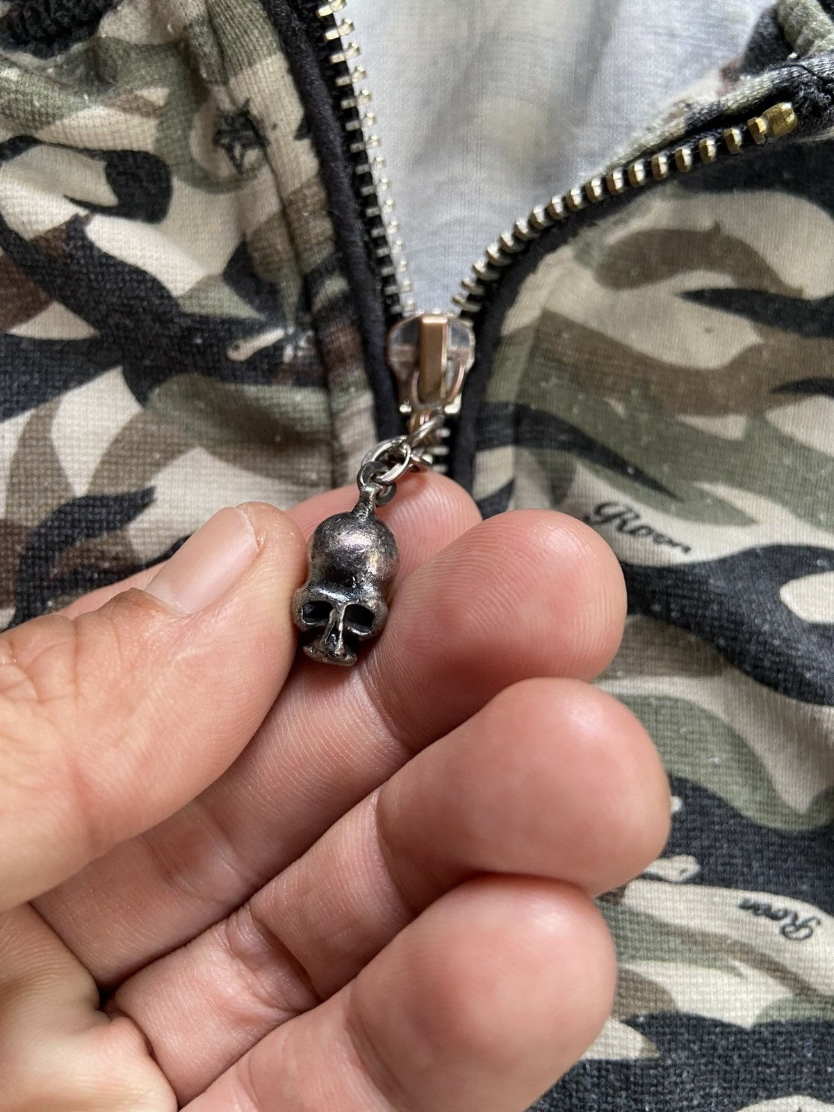 Roen ROEN SKULL ARMY ZIP HOODIE Size US L / EU 52-54 / 3 - 10 Thumbnail