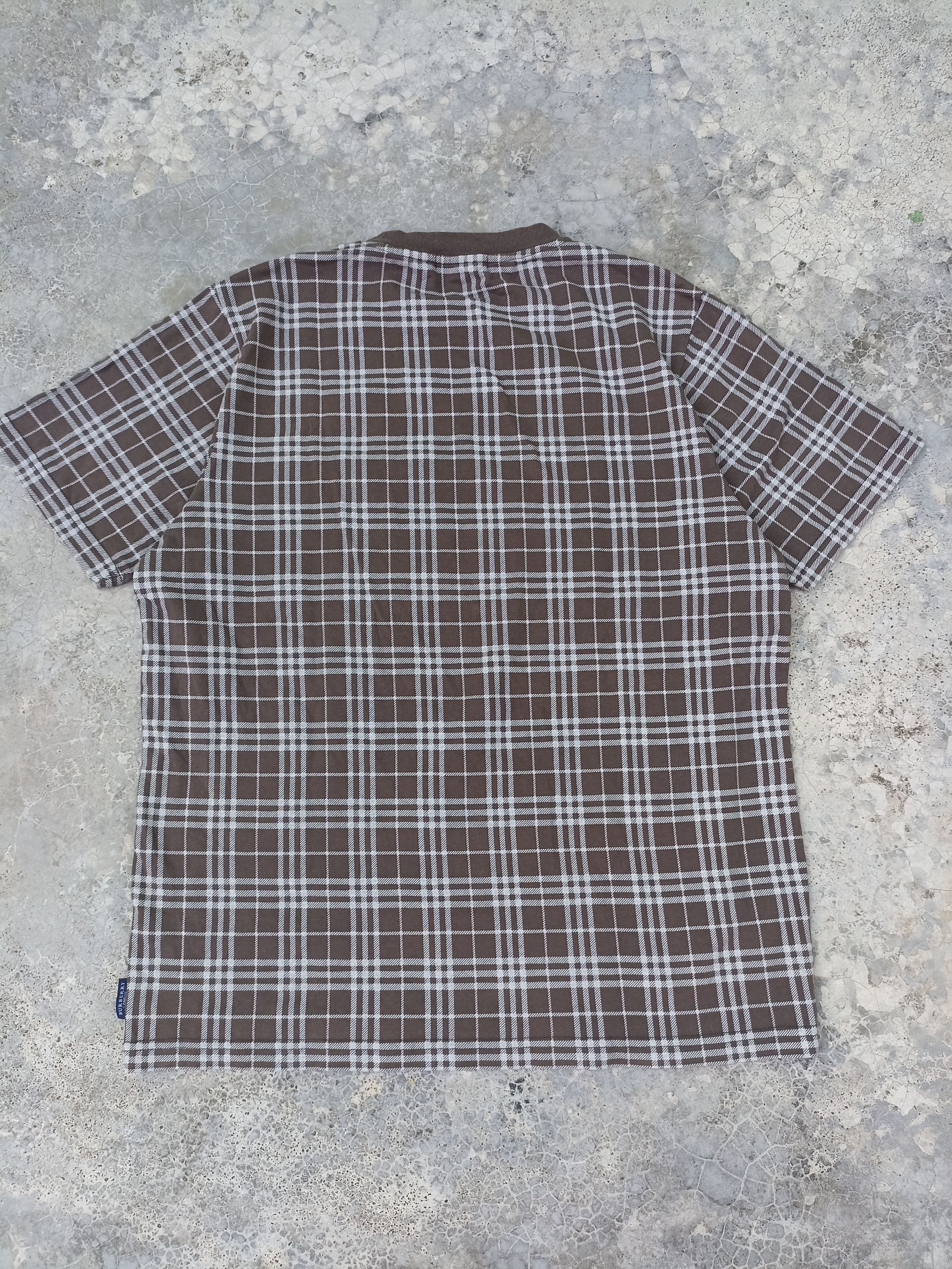 Burberry Burberry t shirt chekered luxury iconic Size US M / EU 48-50 / 2 - 3 Thumbnail