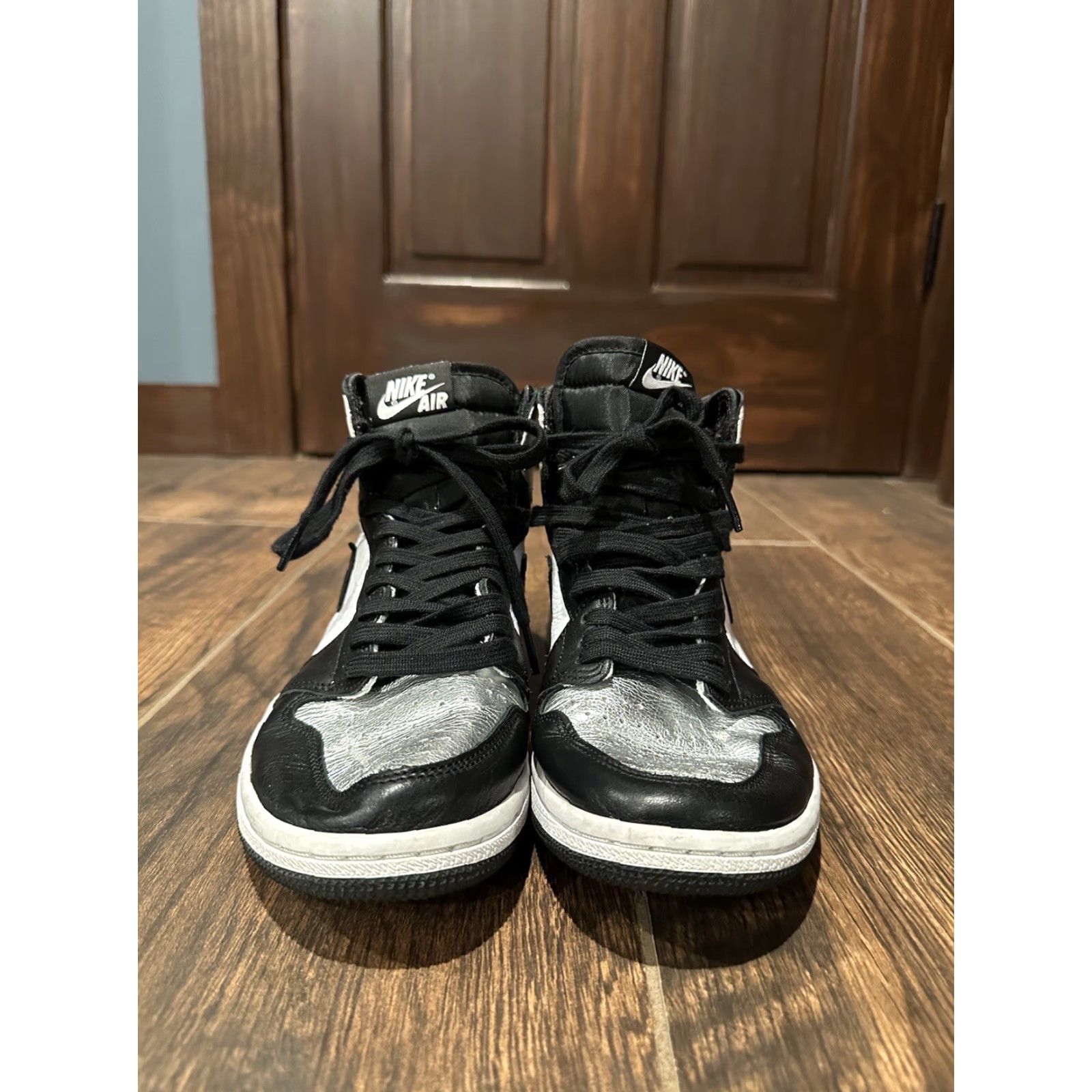 Jordan Brand Air Jordan 1 High OG Metallic Silver Toe | Women’s Size 8 | CD0461-001 Used NIKE Size US 8 / IT 38 - 2 Thumbnail