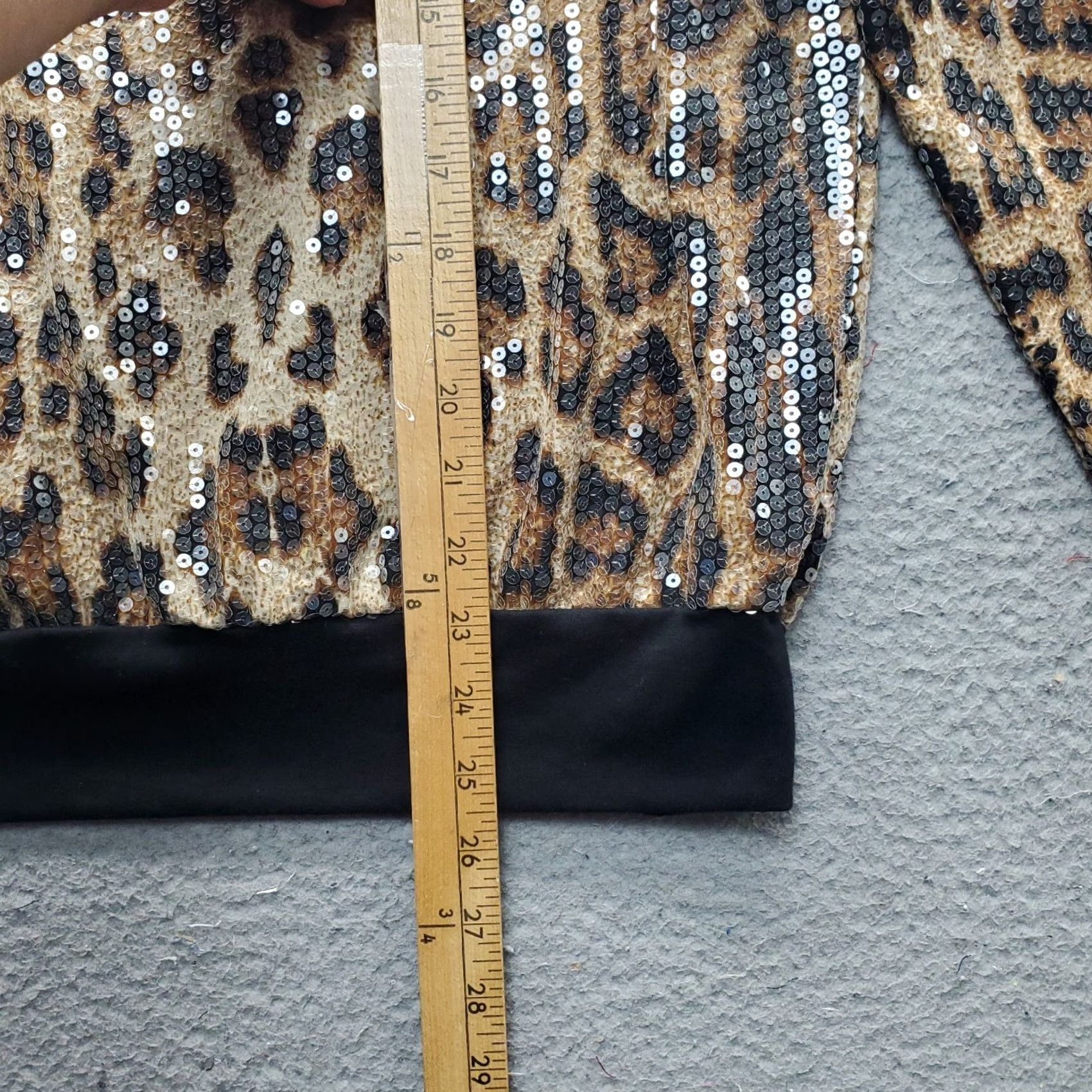 Vintage Buffalo Sweatshirt Womens S Multi Leopard Print Sequin Round Neck Casual Pullover Shirt Jacket? Size S / US 4 / IT 40 - 5 Thumbnail